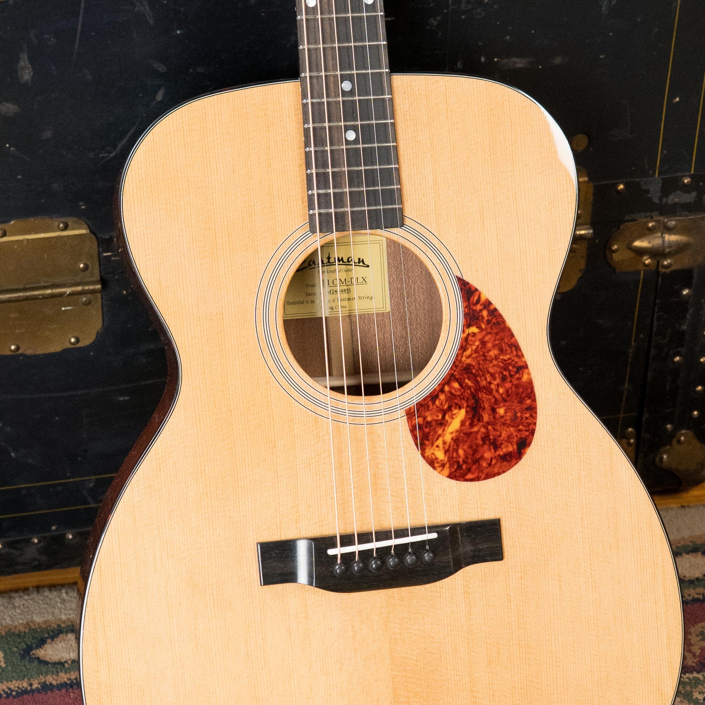 Eastman E1OM-DLX All Solid Sitka/Sapele Guitar w/Fishman Pickup #4853
