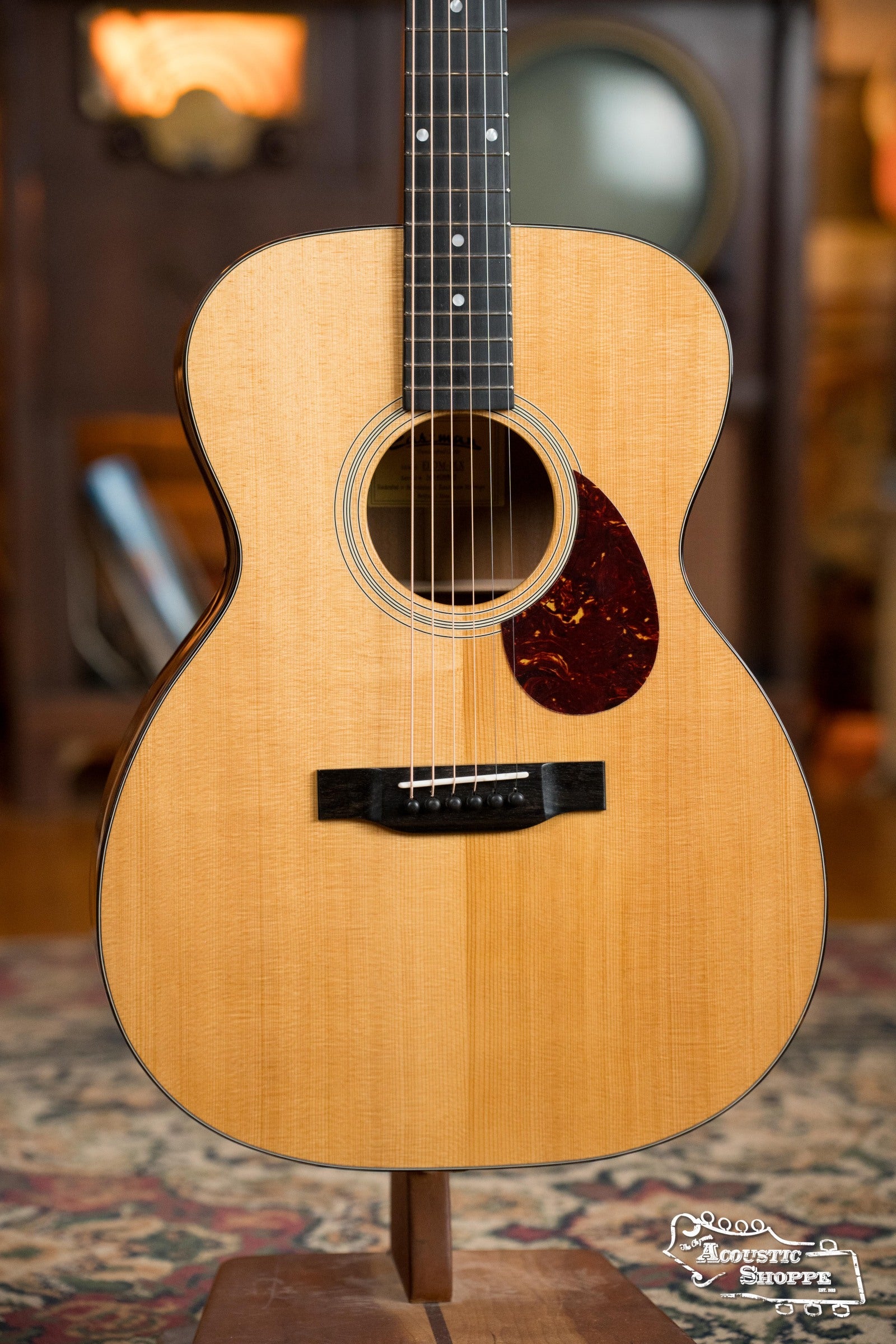 Eastman E1OM-DLX All Solid Sitka/Sapele Guitar w/Fishman Pickup #8865