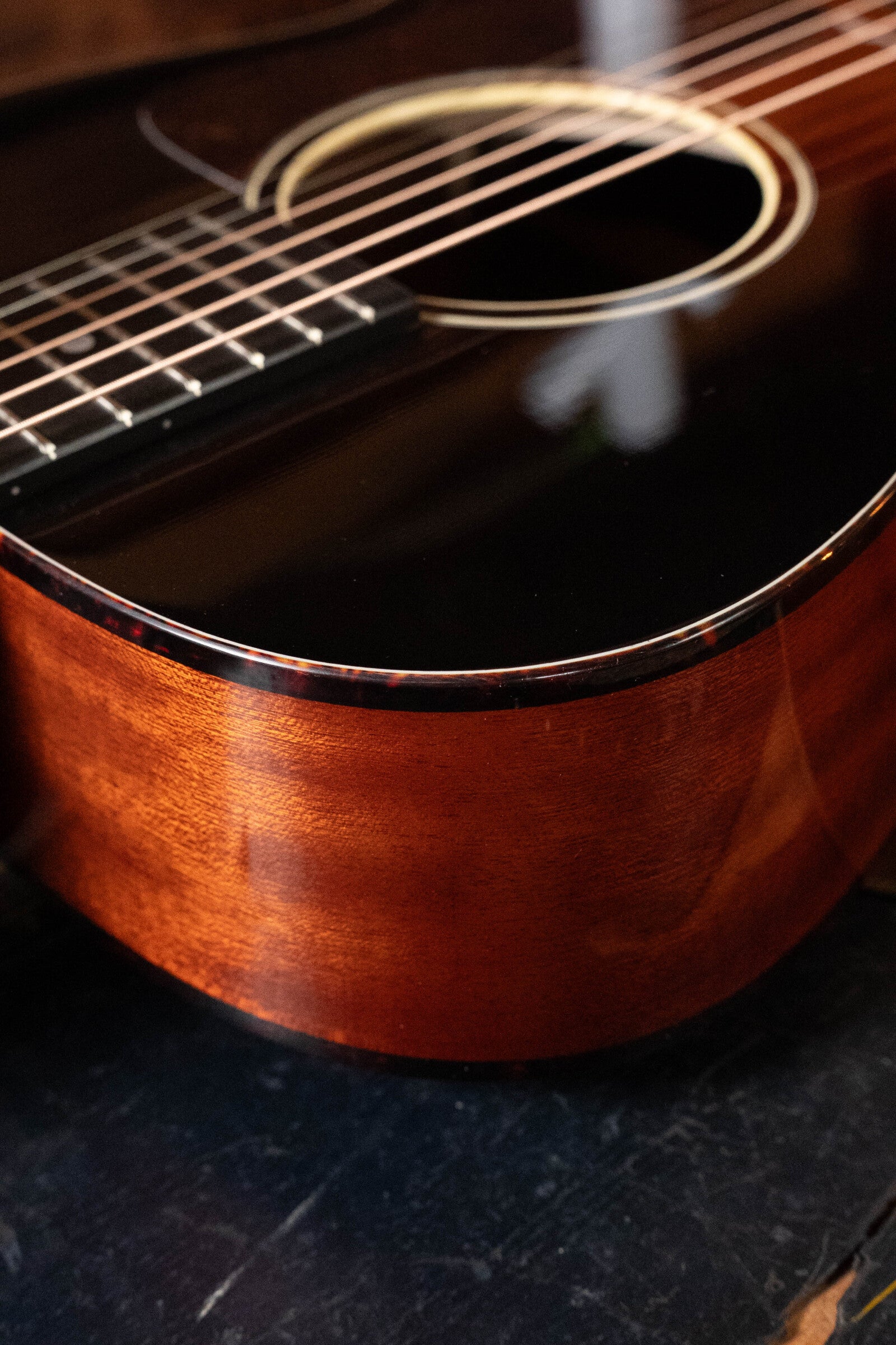 Eastman E1OOSS-DLX-SB Sitka/Sapele Sunburst Slope Shoulder Guitar w/Fishman Pickup #4776