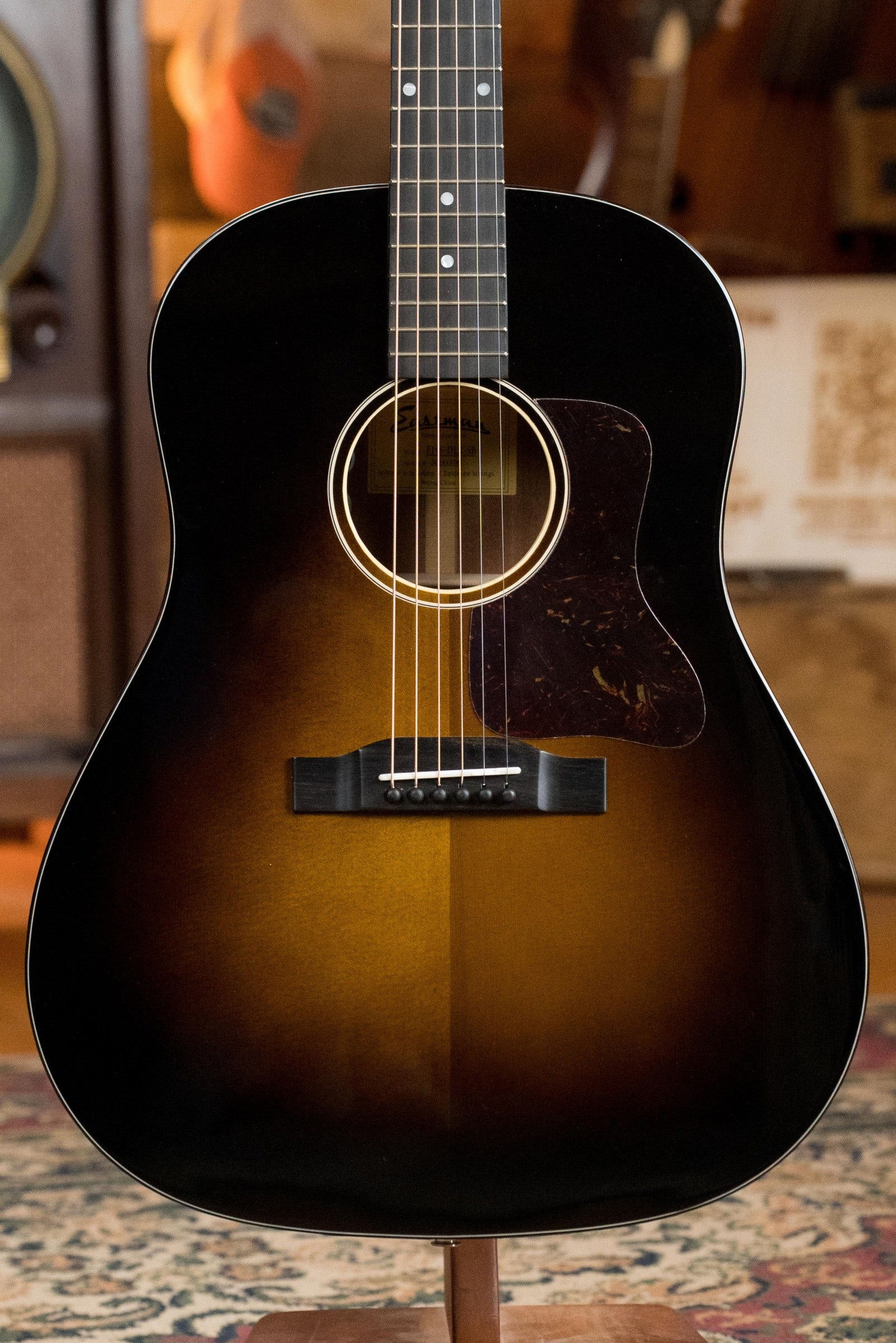Eastman E1SS-DLX-SB Sitka/Sapele Sunburst Slope Shoulder Dreadnought Guitar w/Fishman Pickup #3743