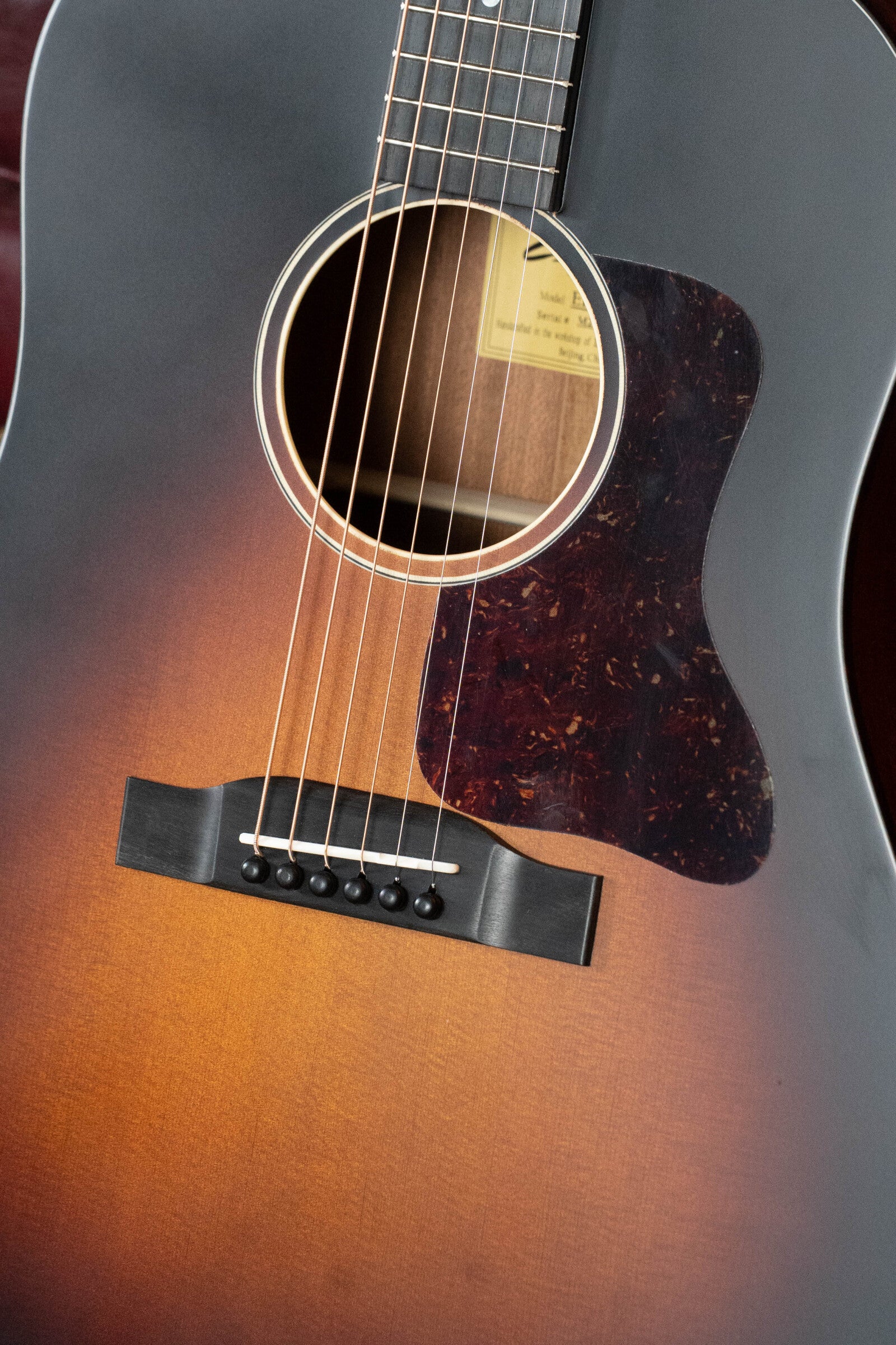 Eastman E1SS-SB Sitka/Sapele Sunburst Dreadnought Slope Shoulder Acoustic Guitar #1430