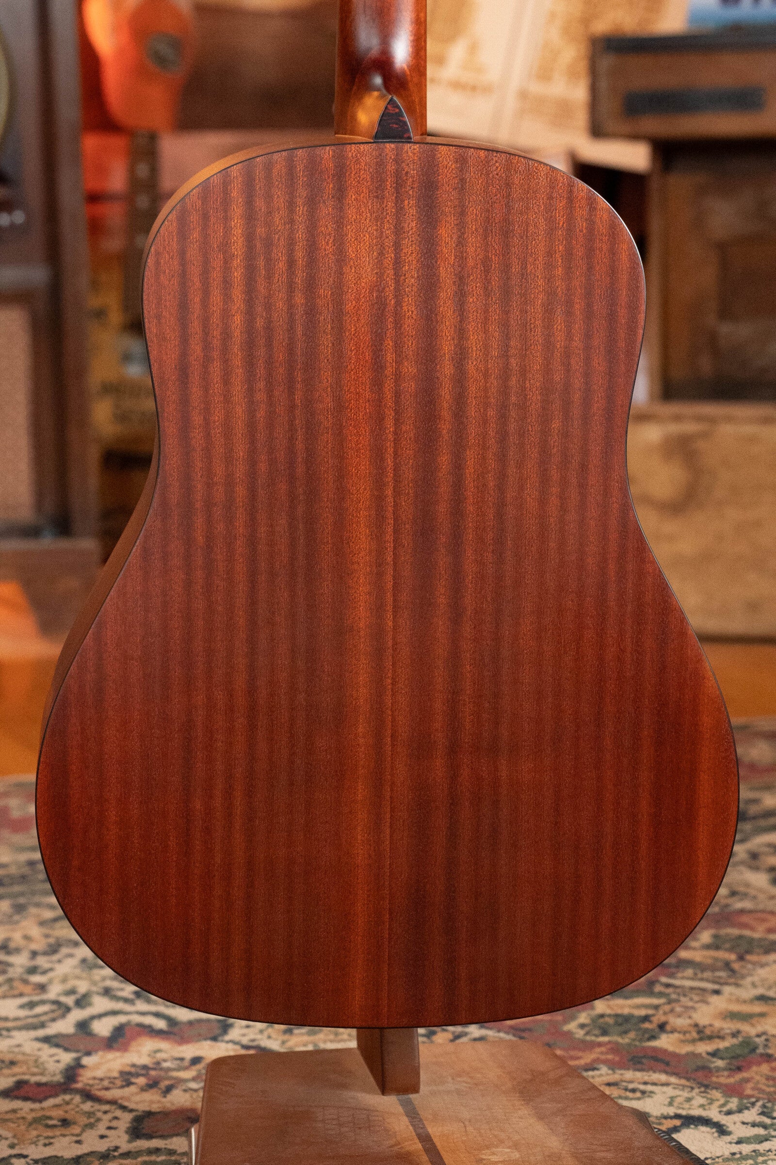 Eastman E1SS-SB Sitka/Sapele Sunburst Dreadnought Slope Shoulder Acoustic Guitar #1430
