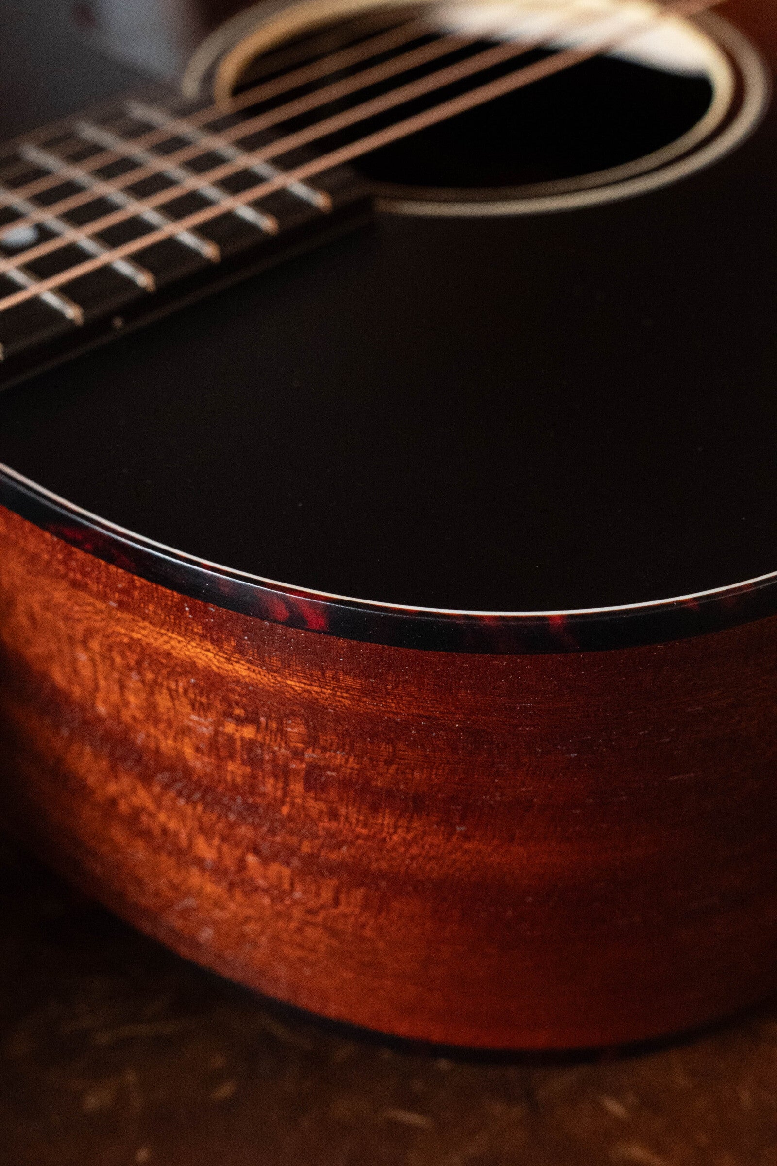 Eastman E1SS-SB Sitka/Sapele Sunburst Dreadnought Slope Shoulder Acoustic Guitar #1430