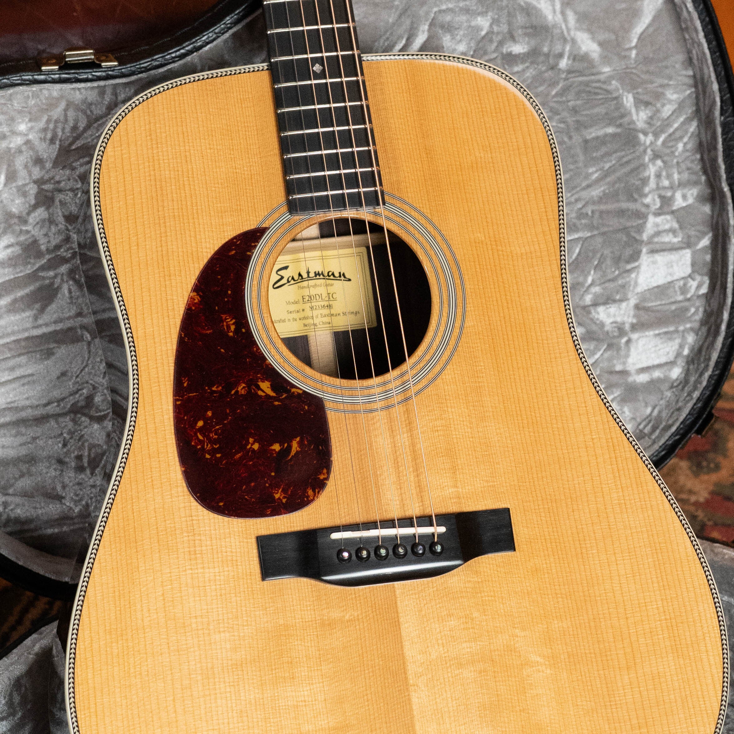 Eastman E20DL-TC Thermo-Cured Adirondack/Rosewood *Left-Handed* Dreadn