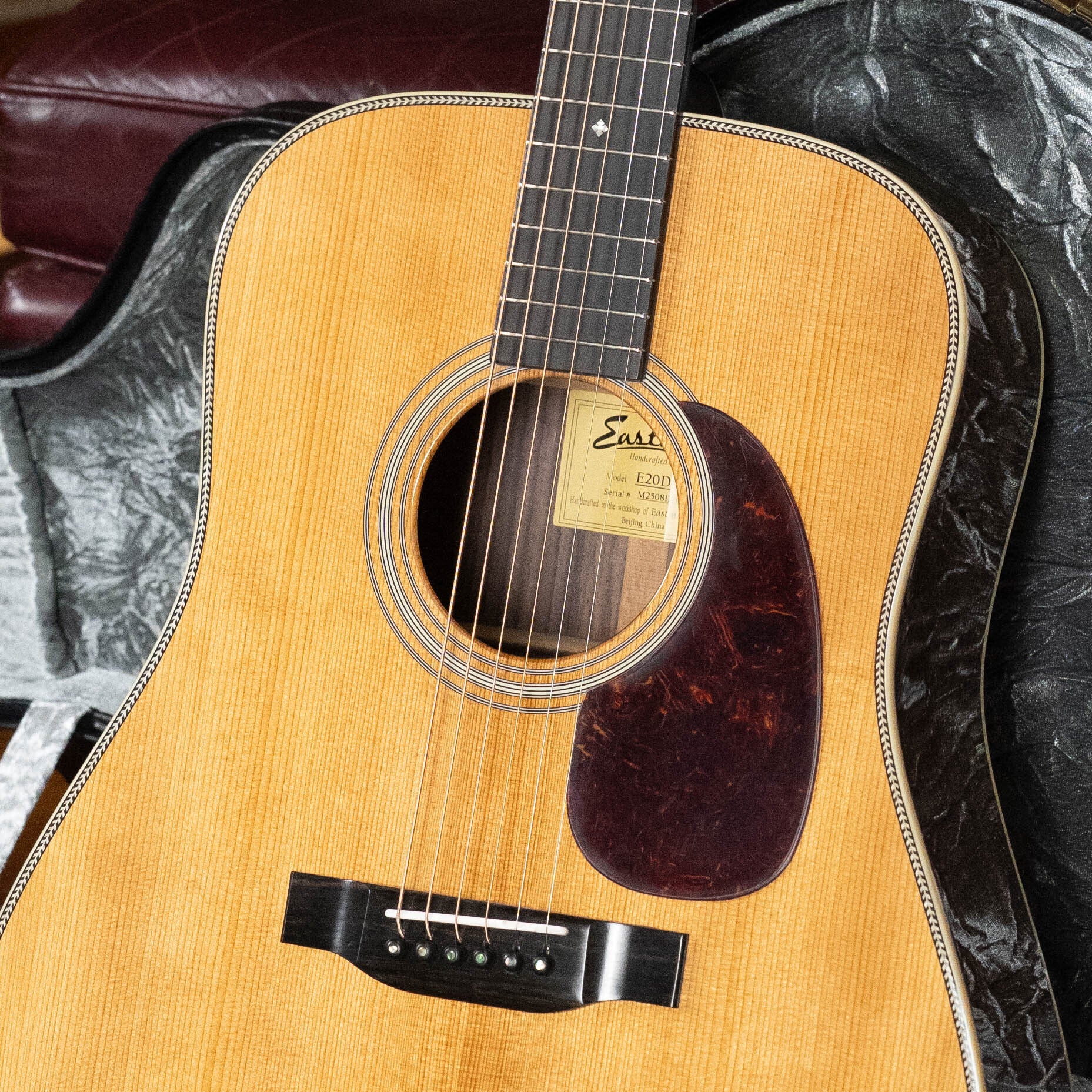 Eastman E20D-TC Thermo-Cured Adirondack/Rosewood Dreadnought Acoustic Guitar #8128