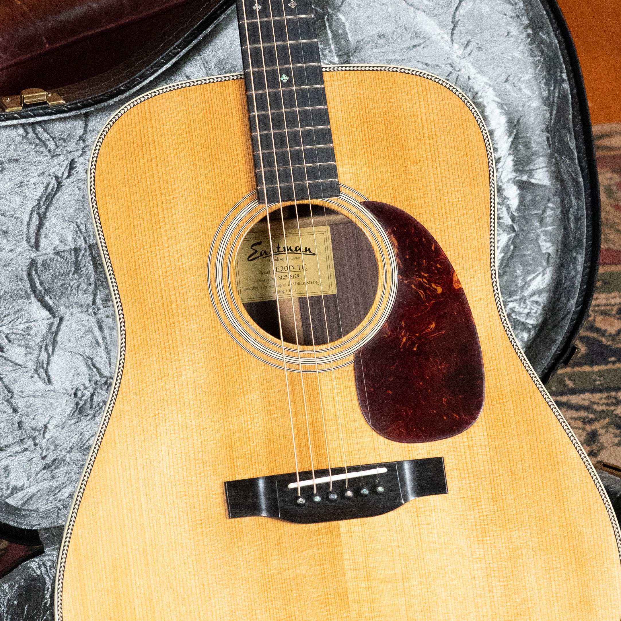 Eastman E20D-TC Thermo-Cured Adirondack/Rosewood Dreadnought Acoustic Guitar #8129