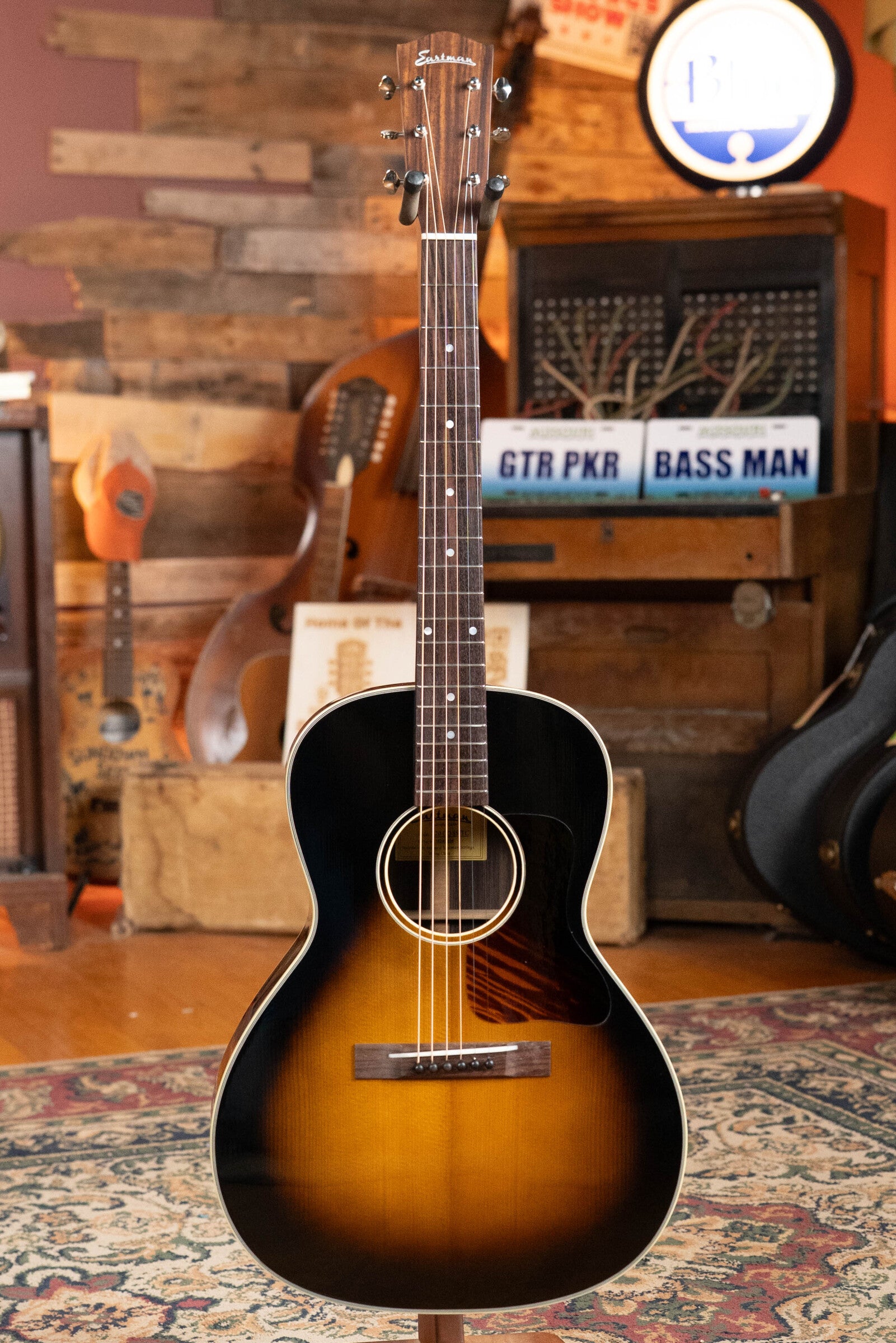 Eastman E20OOSS-TC Thermo-Cured Adirondack/Rosewood Natural Finish Slope Shoulder Acoustic Guitar #1634