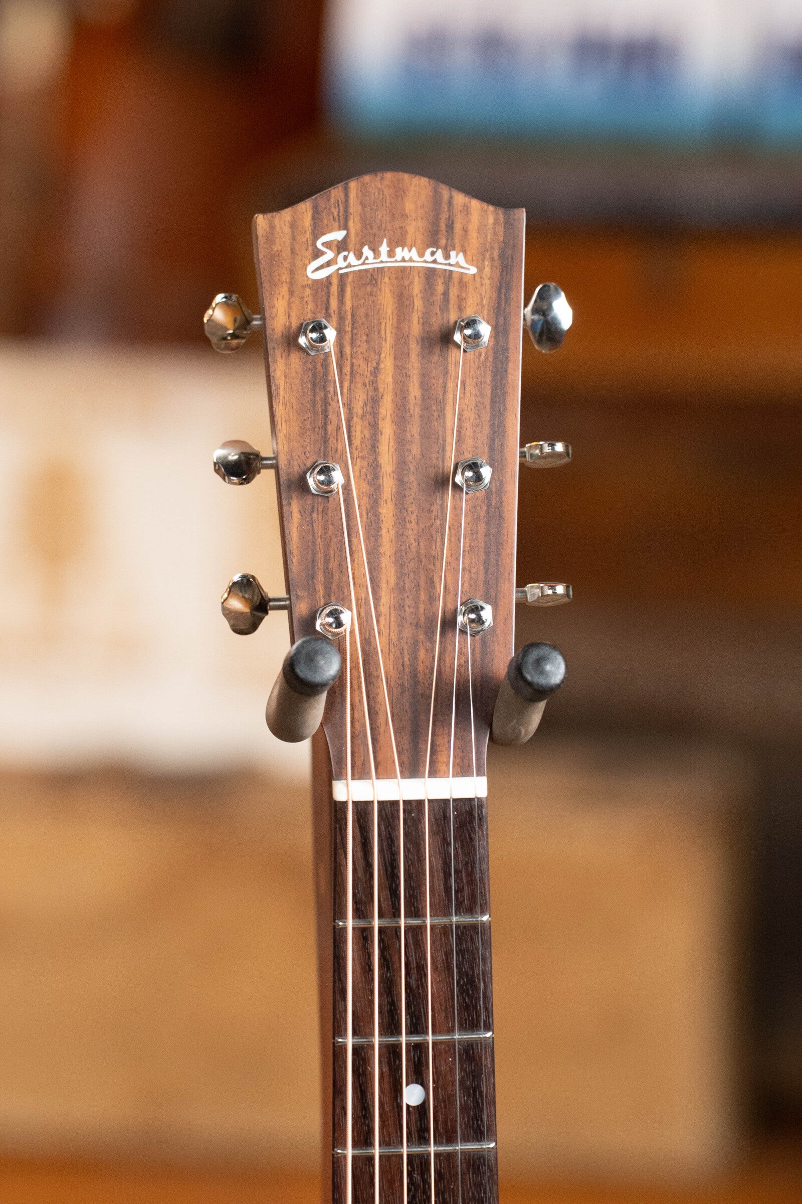 Eastman E20OOSS-TC Thermo-Cured Adirondack/Rosewood Natural Finish Slope Shoulder Acoustic Guitar #1634