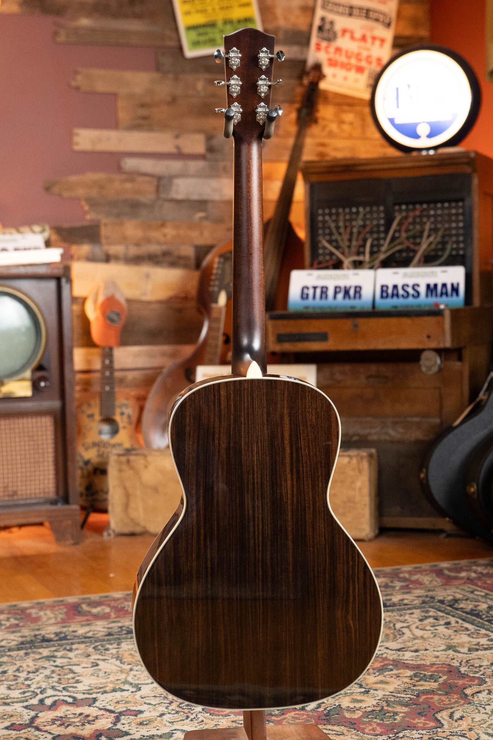 Eastman E20OOSS-TC Thermo-Cured Adirondack/Rosewood Natural Finish Slope Shoulder Acoustic Guitar #1634