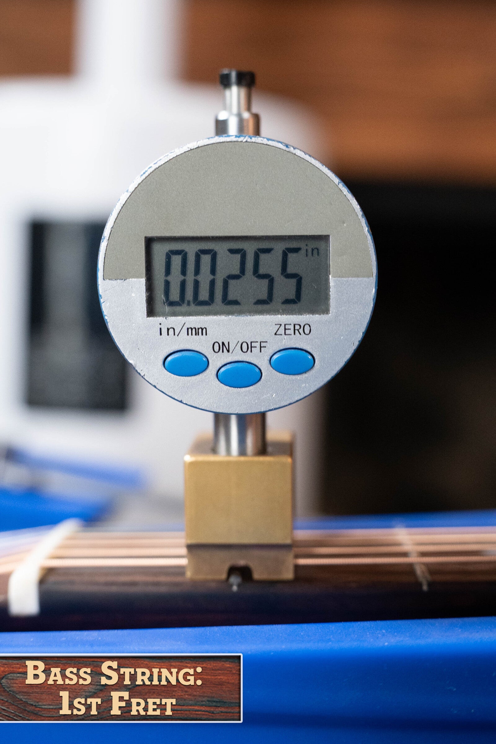 Eastman E20OOSS-TC Thermo-Cured Adirondack/Rosewood Natural Finish Slope Shoulder Acoustic Guitar #1634