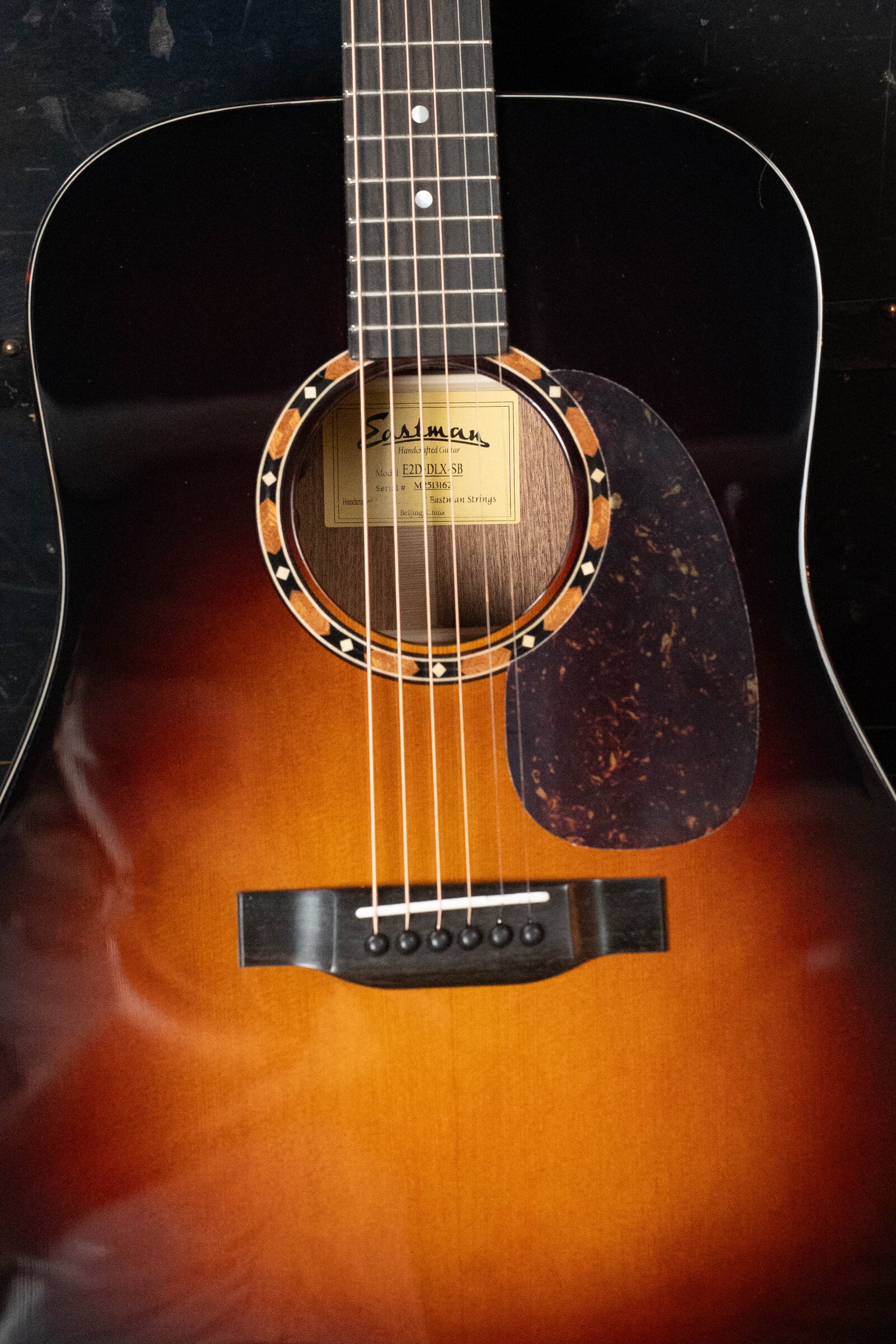 Eastman E2D-DLX-SB Cedar/Sapele Sunburst Dreadnought Guitar w/Fishman Pickup #3162
