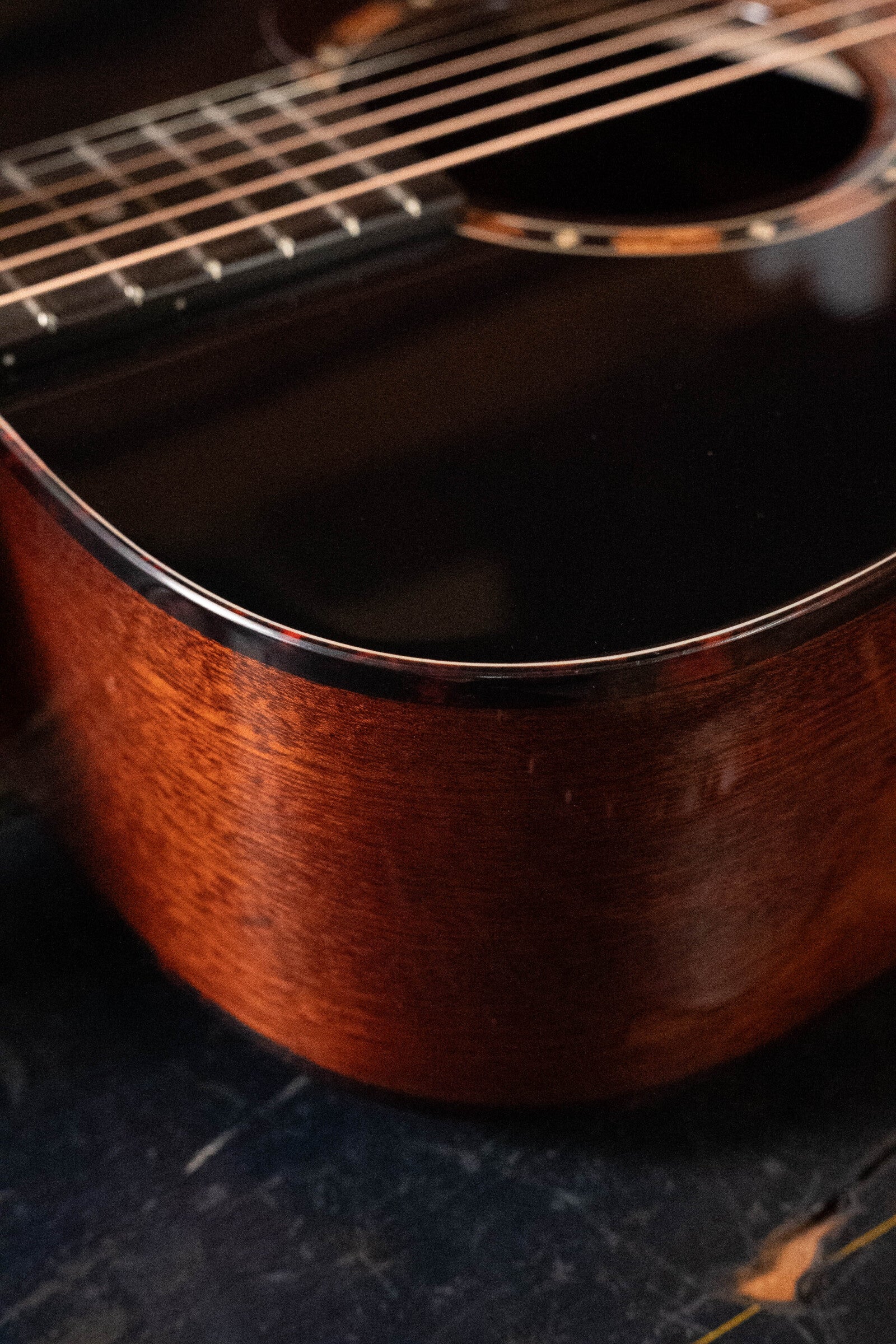 Eastman E2D-DLX-SB Cedar/Sapele Sunburst Dreadnought Guitar w/Fishman Pickup #3162