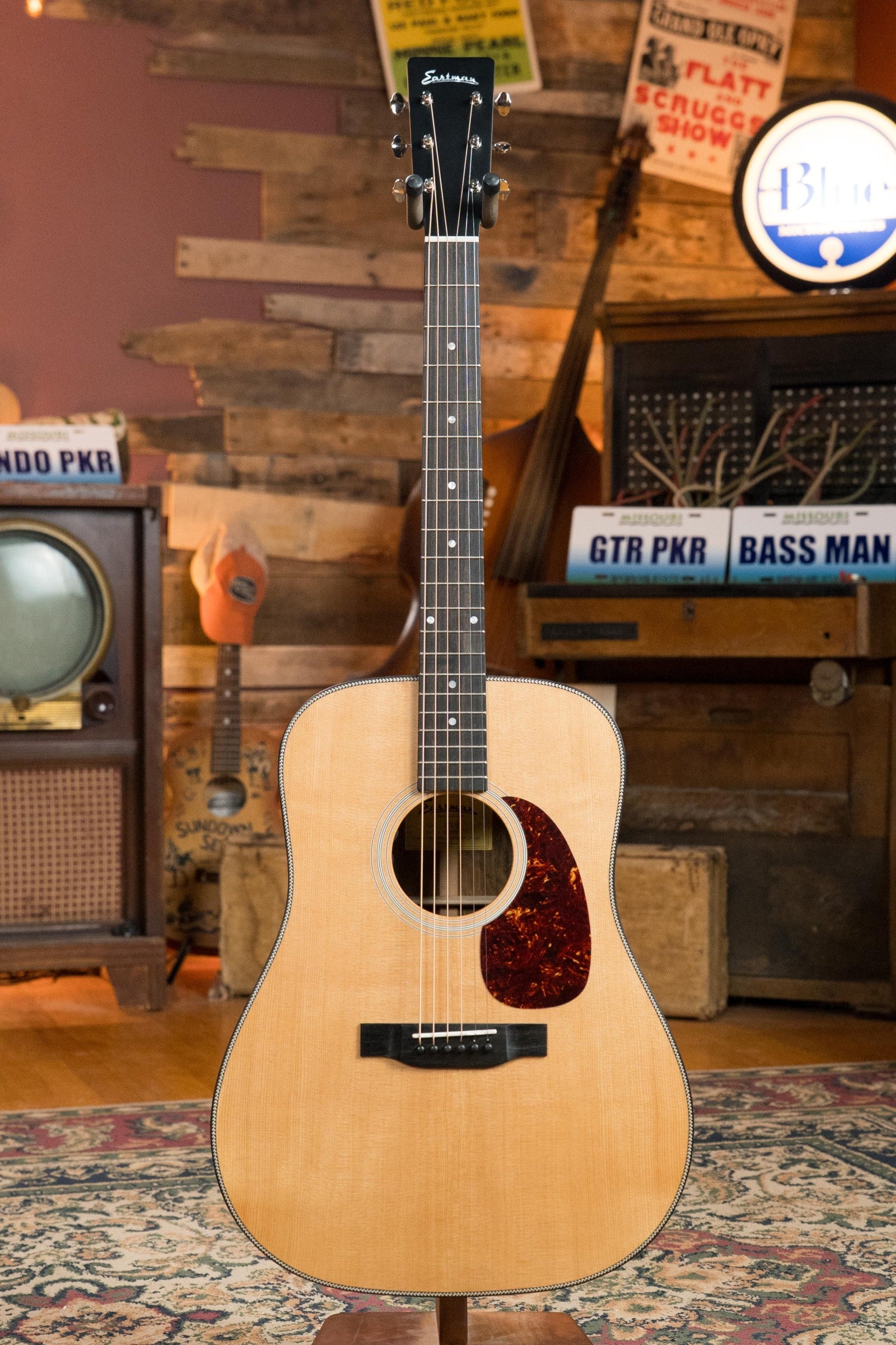 Eastman E3DE Sitka/Ovangkol Dreadnought Acoustic w/ Fishman Pickup #7946
