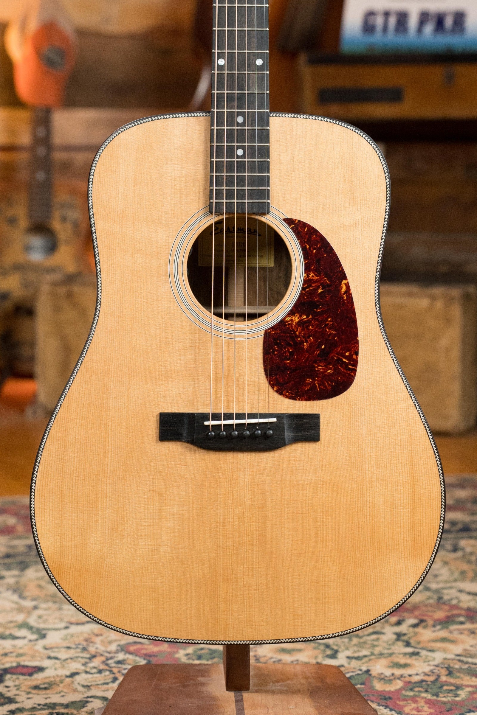 Eastman E3DE Sitka/Ovangkol Dreadnought Acoustic w/ Fishman Pickup #7946