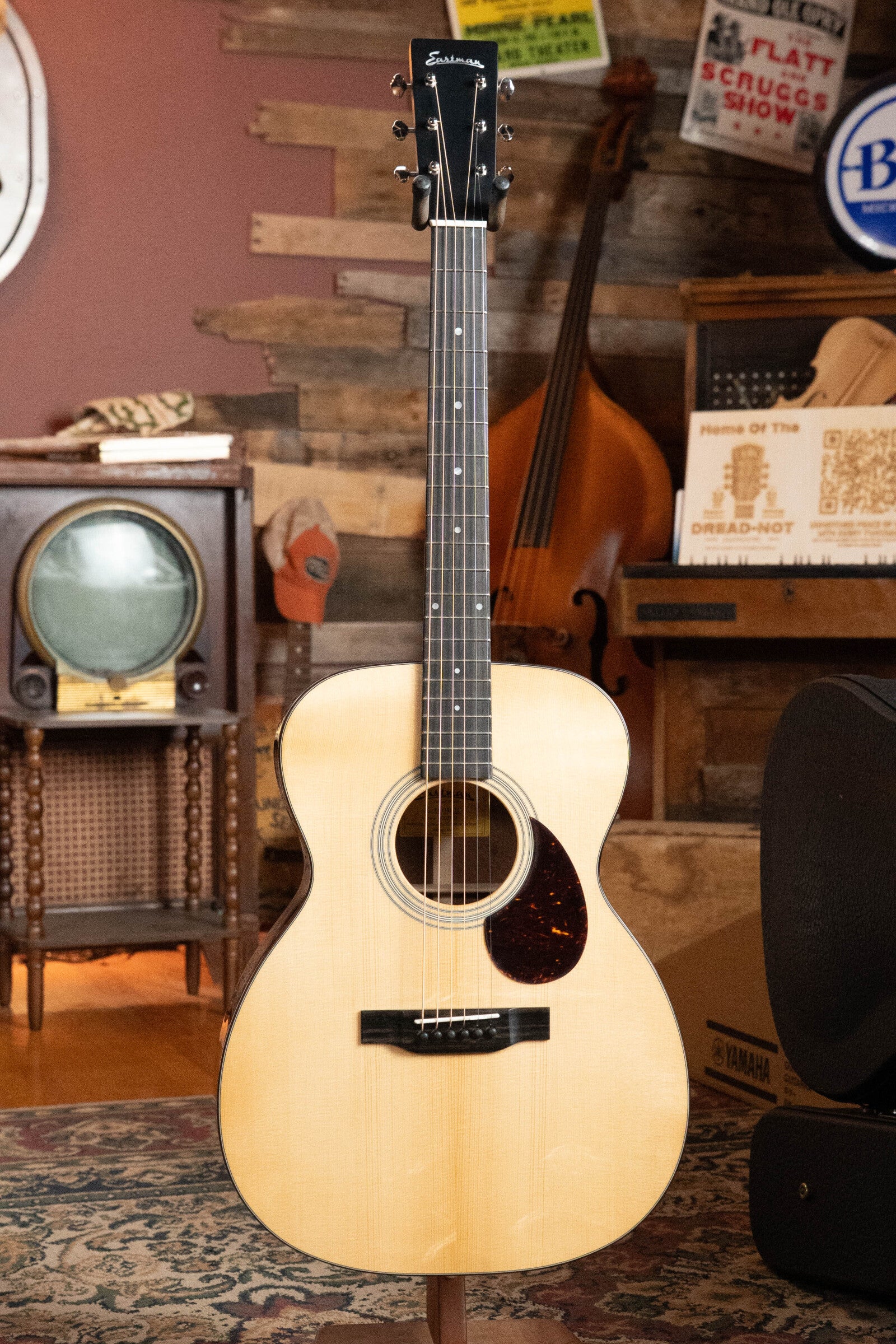 Eastman E6OM-TC Thermo-Cured Sitka/Mahogany Orchestra Model Acoustic Guitar #5675