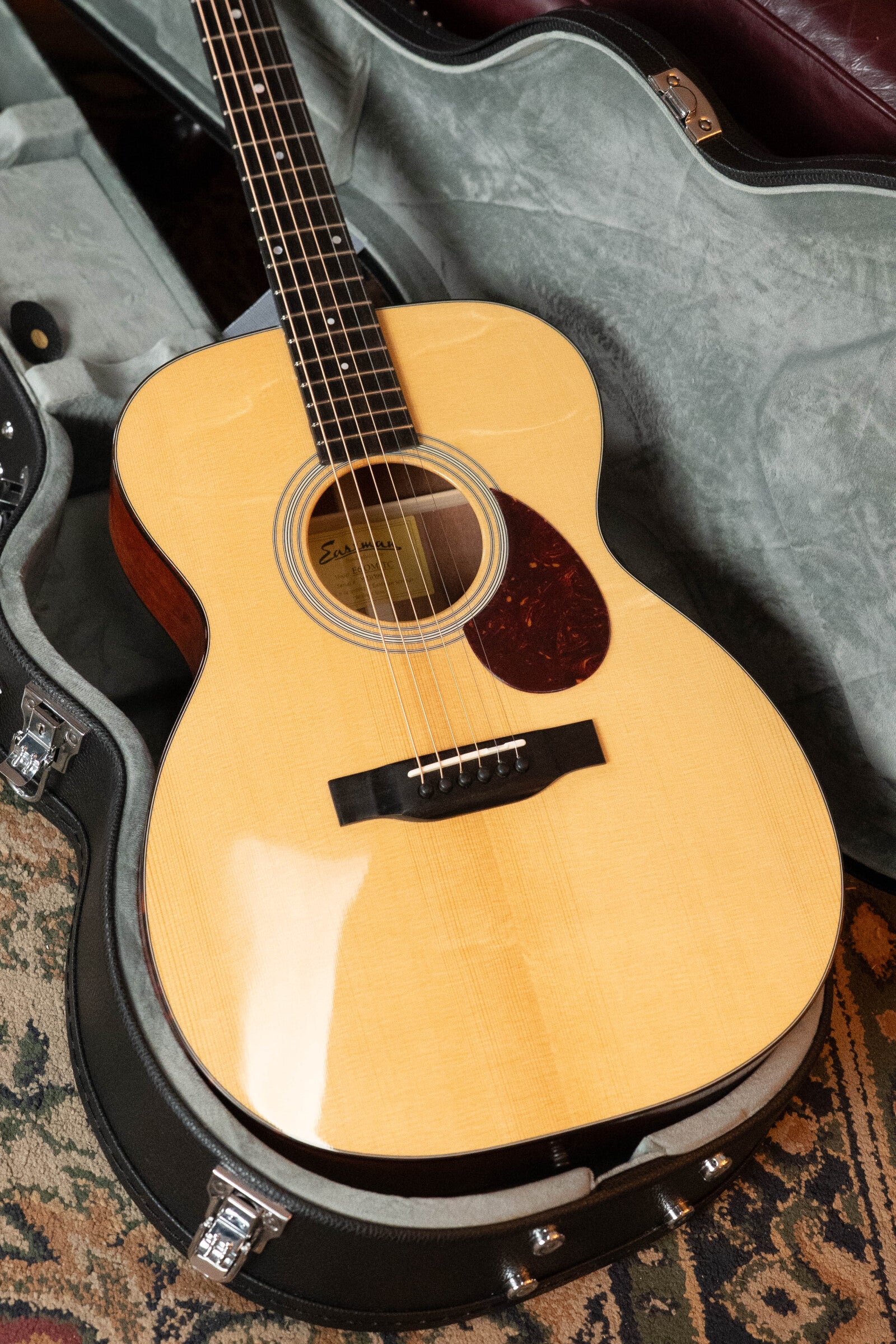 Eastman E6OM-TC Thermo-Cured Sitka/Mahogany Orchestra Model Acoustic Guitar #5907