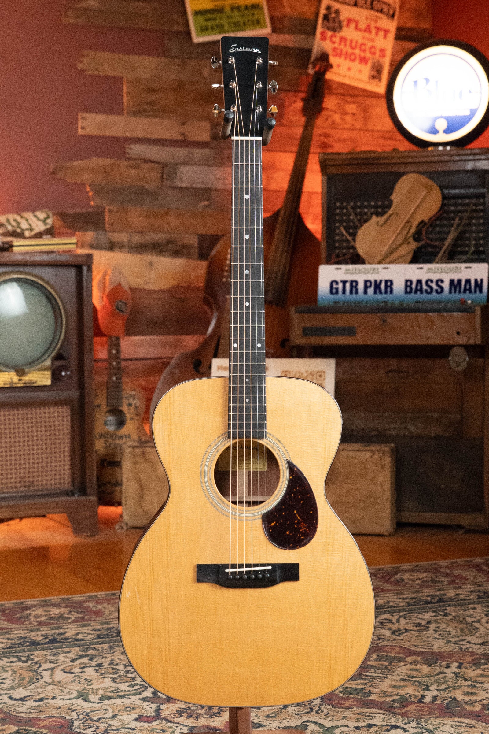 Eastman E6OM-TC Thermo-Cured Sitka/Mahogany Orchestra Model Acoustic Guitar #772