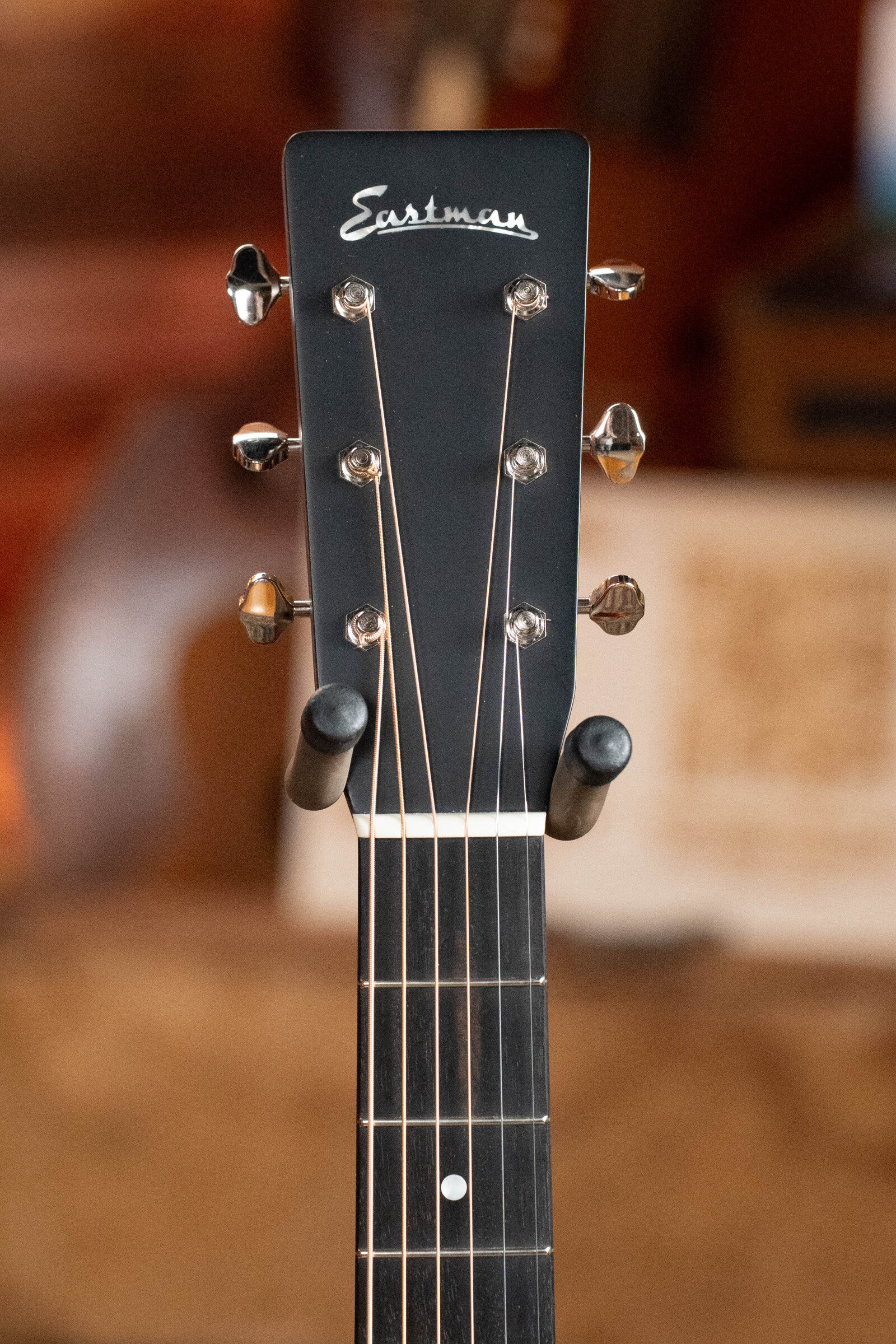 Eastman E6OM-TC Thermo-Cured Sitka/Mahogany Orchestra Model Acoustic Guitar #772