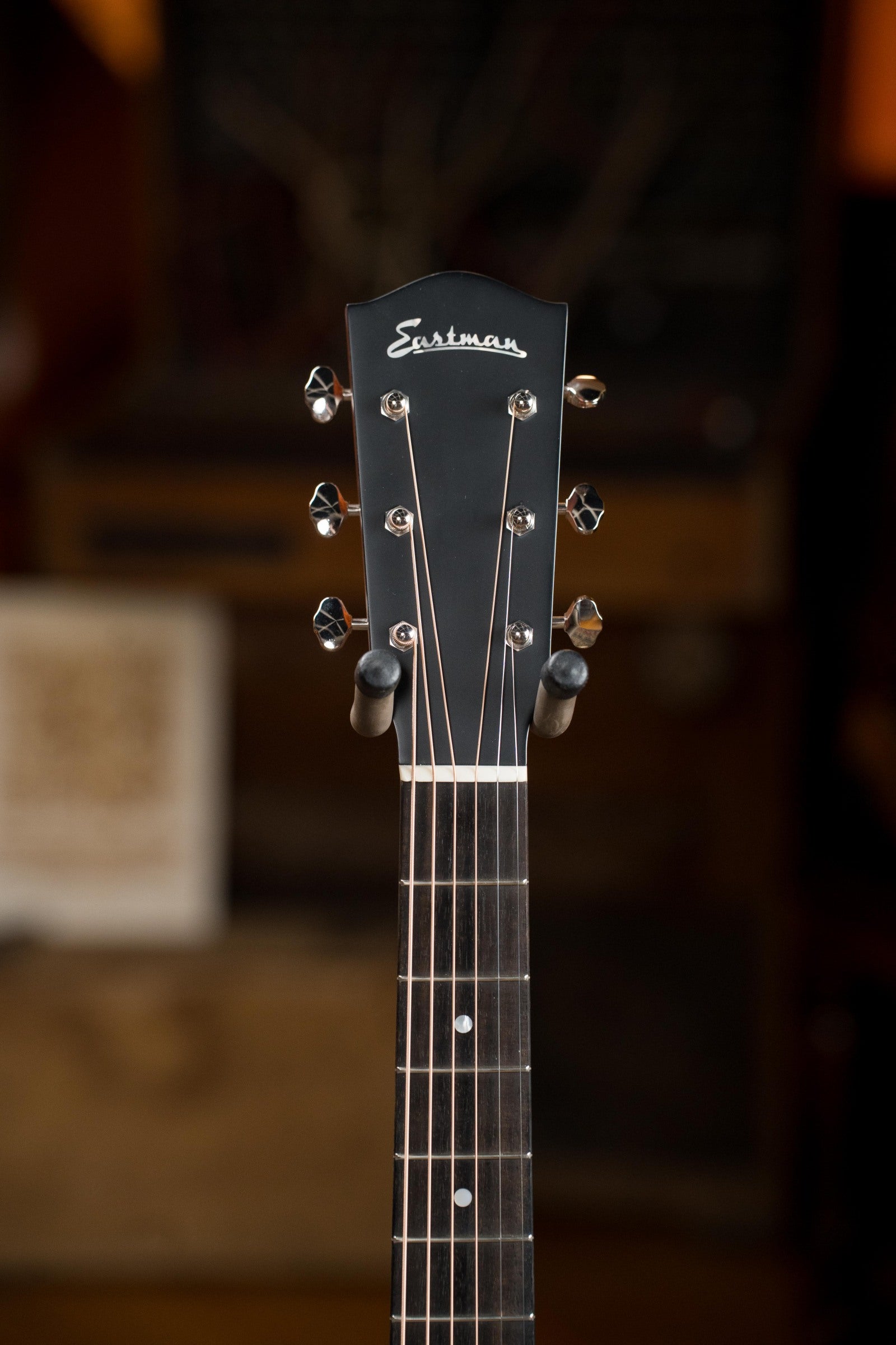 Eastman E6SS-TC Thermo-Cured Sitka/Mahogany Slope Shoulder Dreadnought Acoustic Guitar #8892