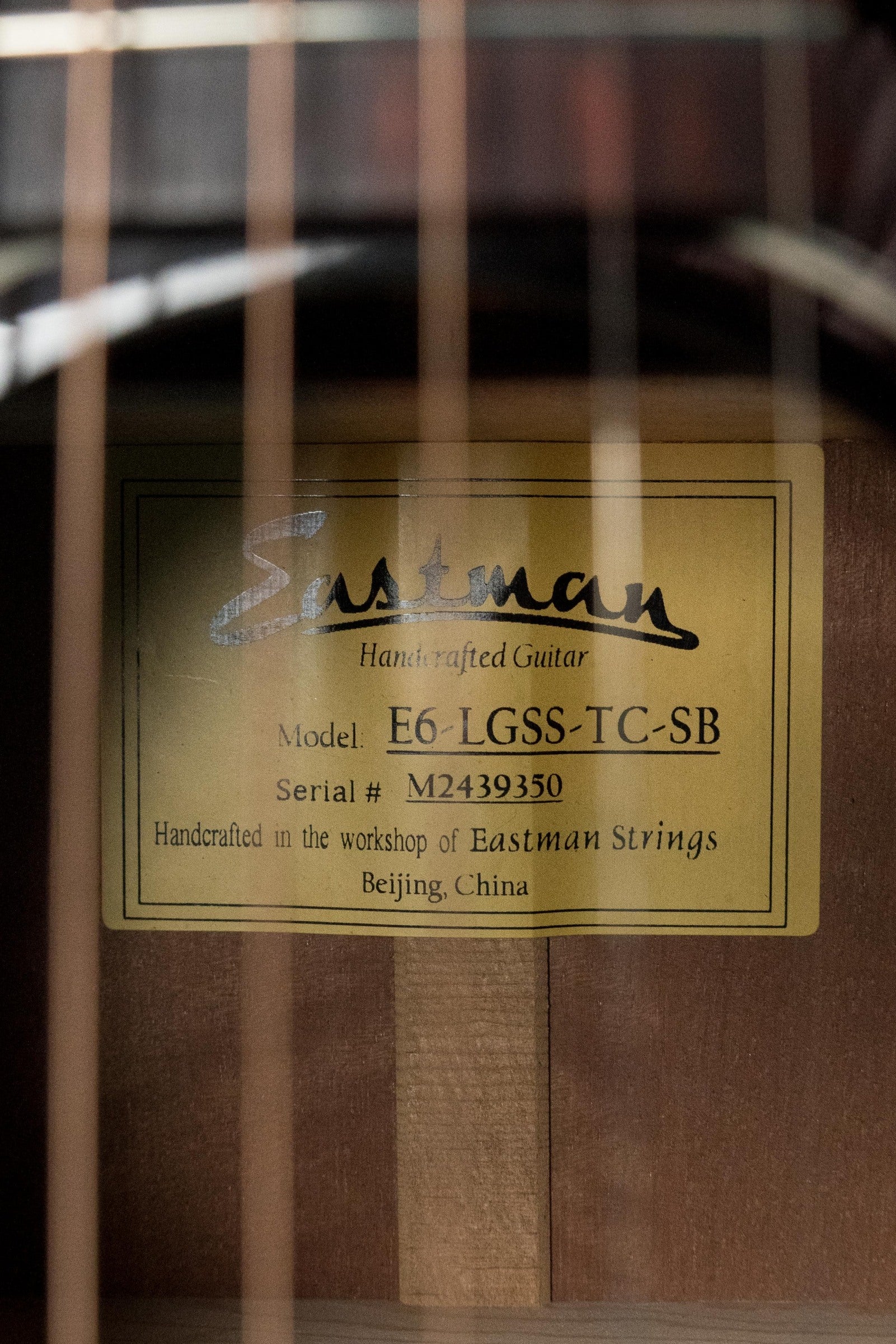 Eastman E6-LGSS-TC-SB Thermo-Cured Sitka/Mahogany LG-Style Slope Shoulder Sunburst Acoustic Guitar #9350