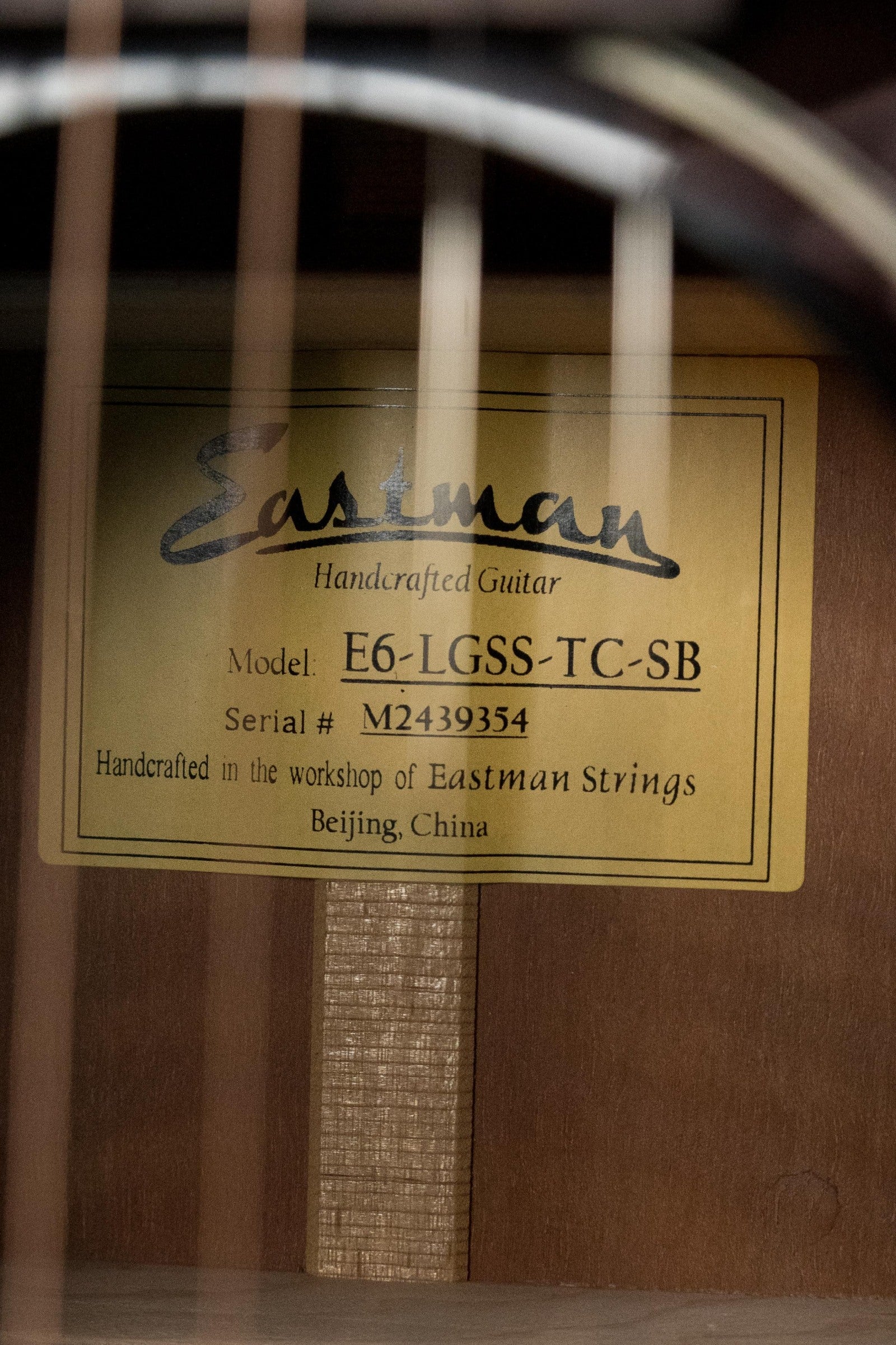 Eastman E6-LGSS-TC-SB Thermo-Cured Sitka/Mahogany LG-Style Slope Shoulder Sunburst Acoustic Guitar #9354