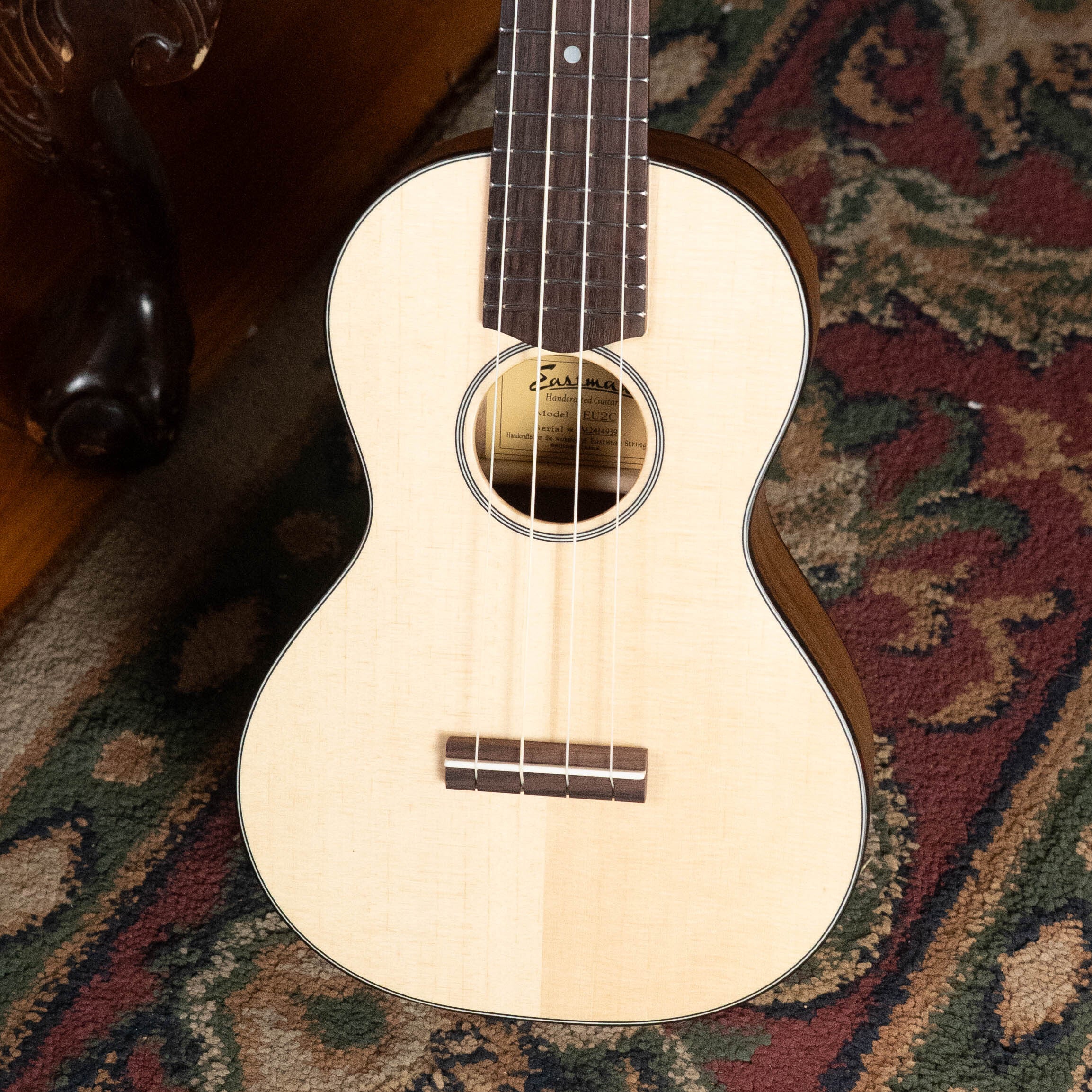Eastman EU2-C Sitka/Ovangkol Concert Ukulele #4939