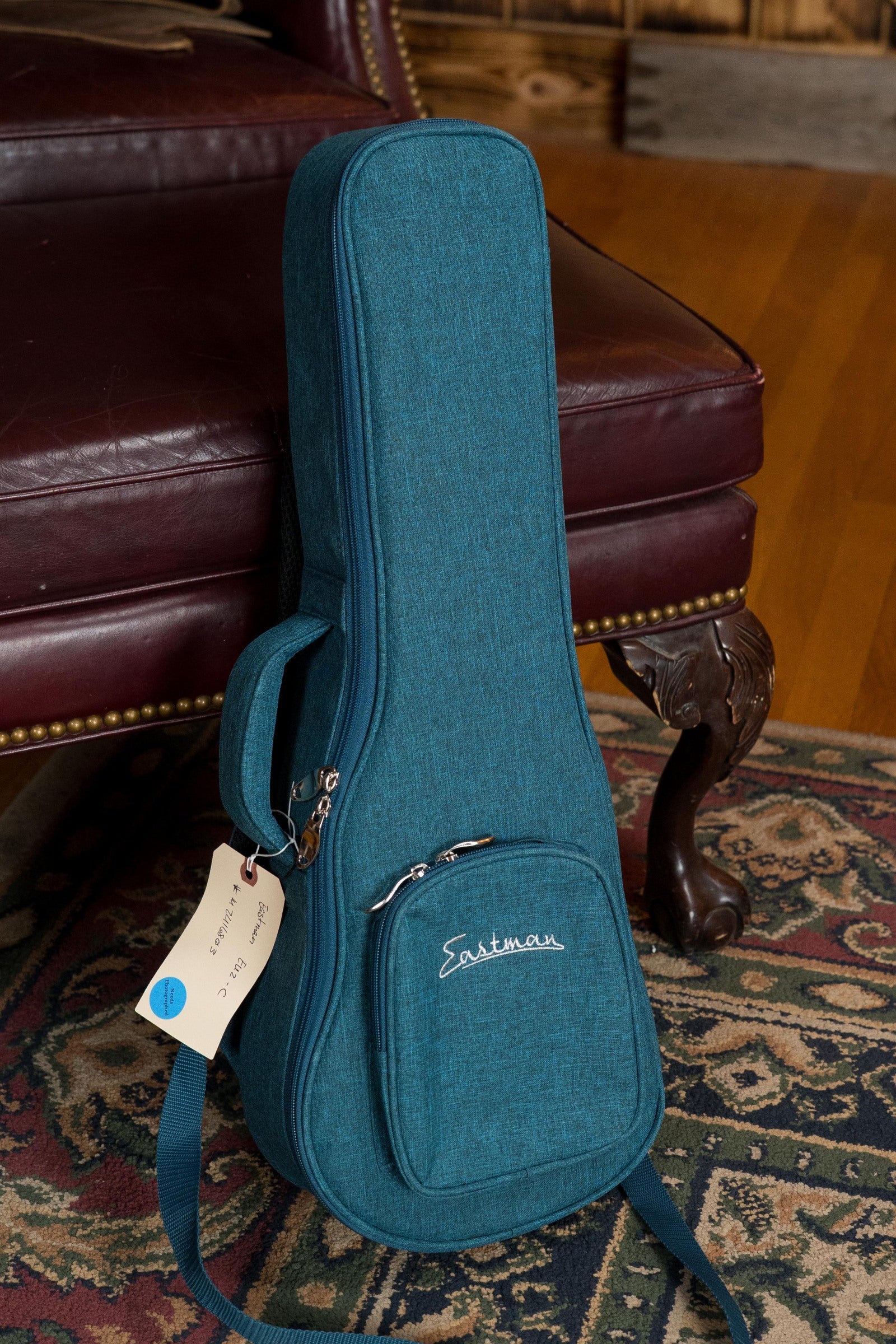 Eastman EU2-C Sitka/Ovangkol Concert Ukulele #6803