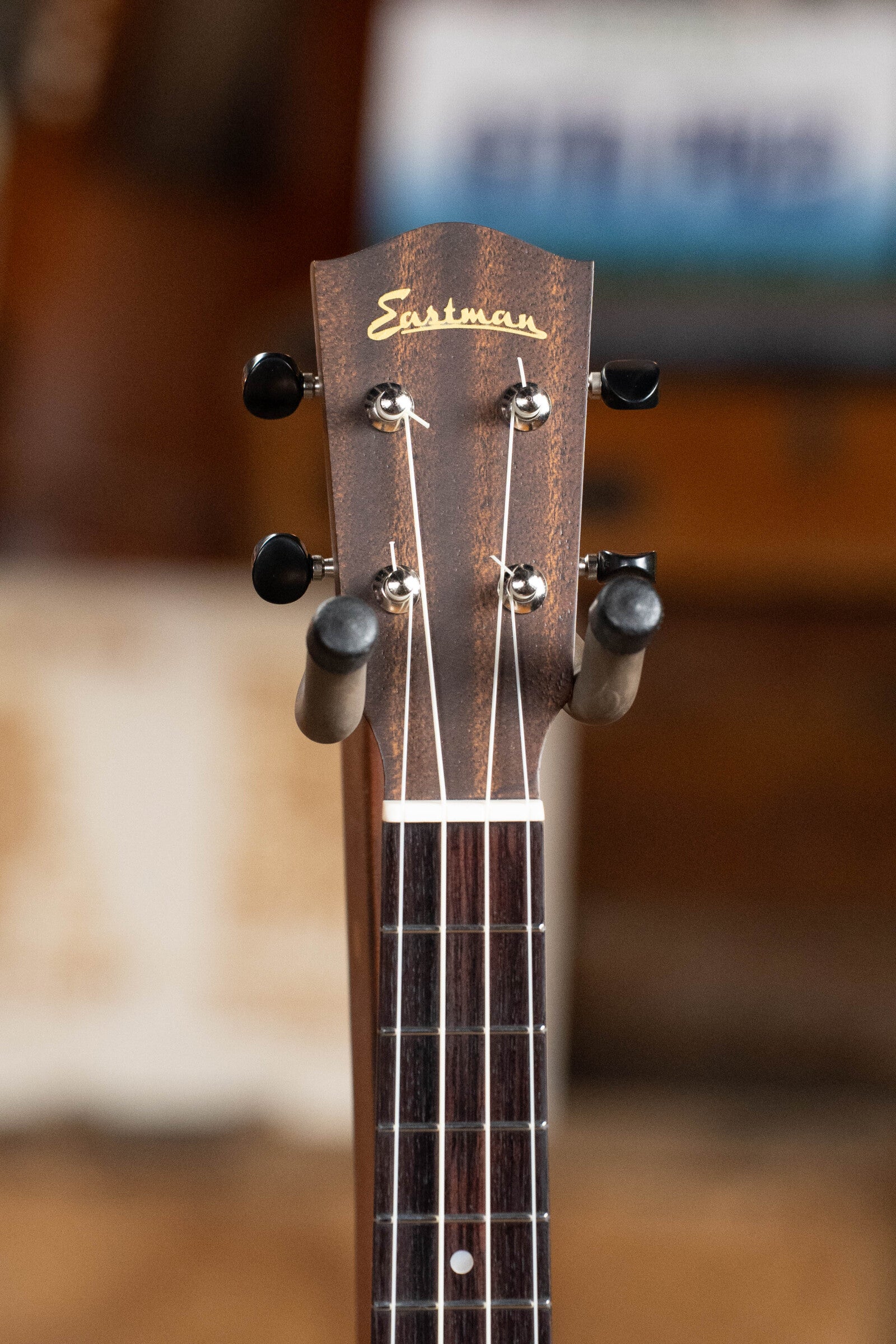 Eastman EU2-T Spruce/Ovangkol Tenor Ukulele #6750