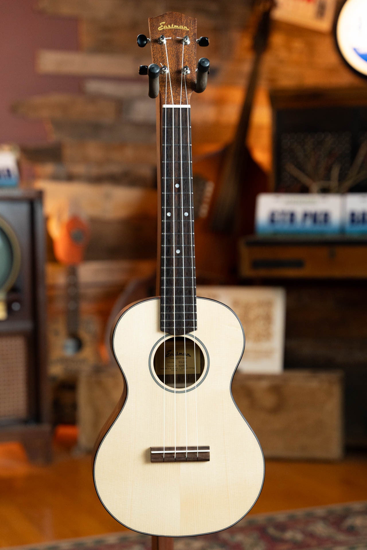 Eastman EU2-T Spruce/Ovangkol Tenor Ukulele #6773