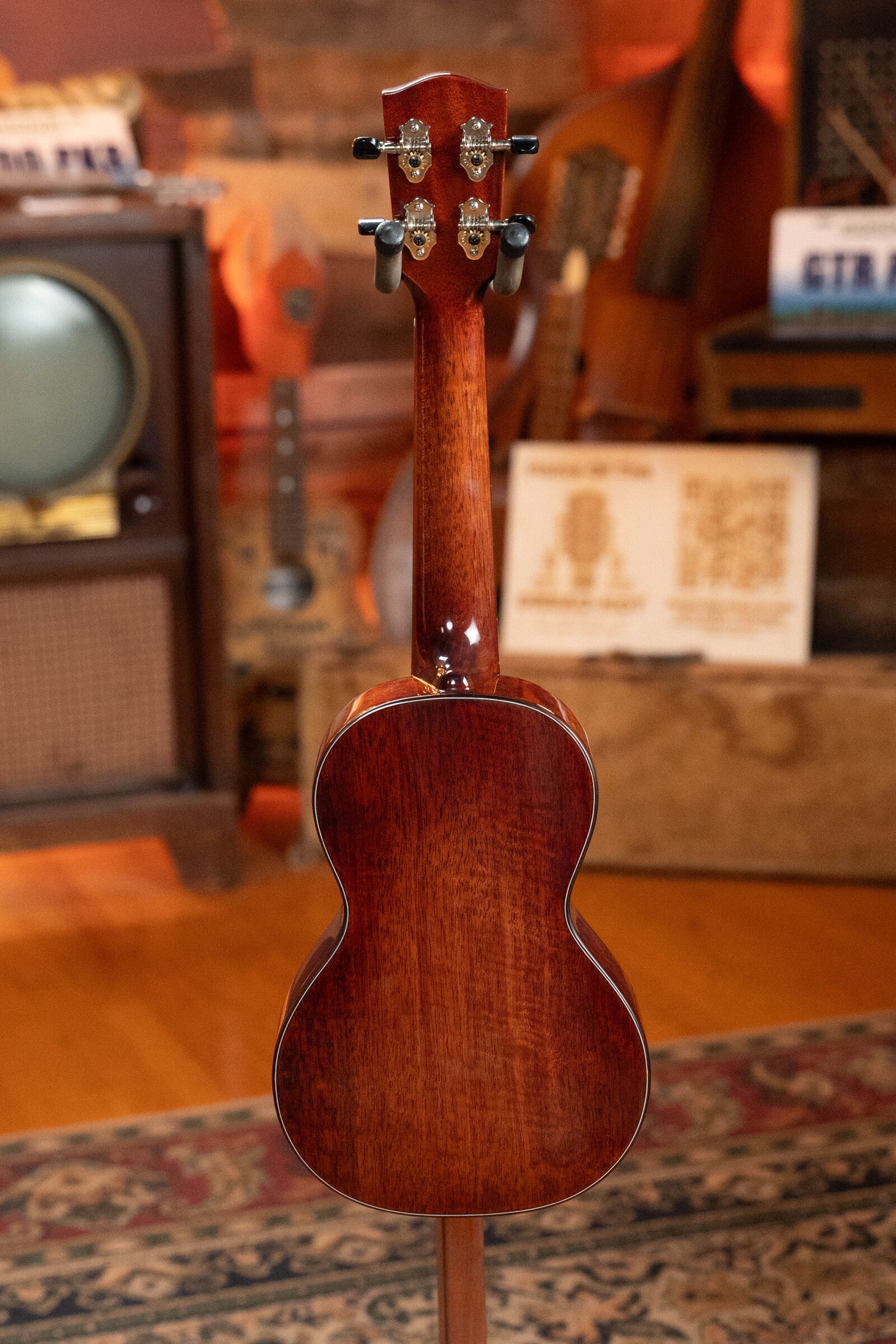 Eastman EU3-C All Mahogany Concert Ukulele #1018