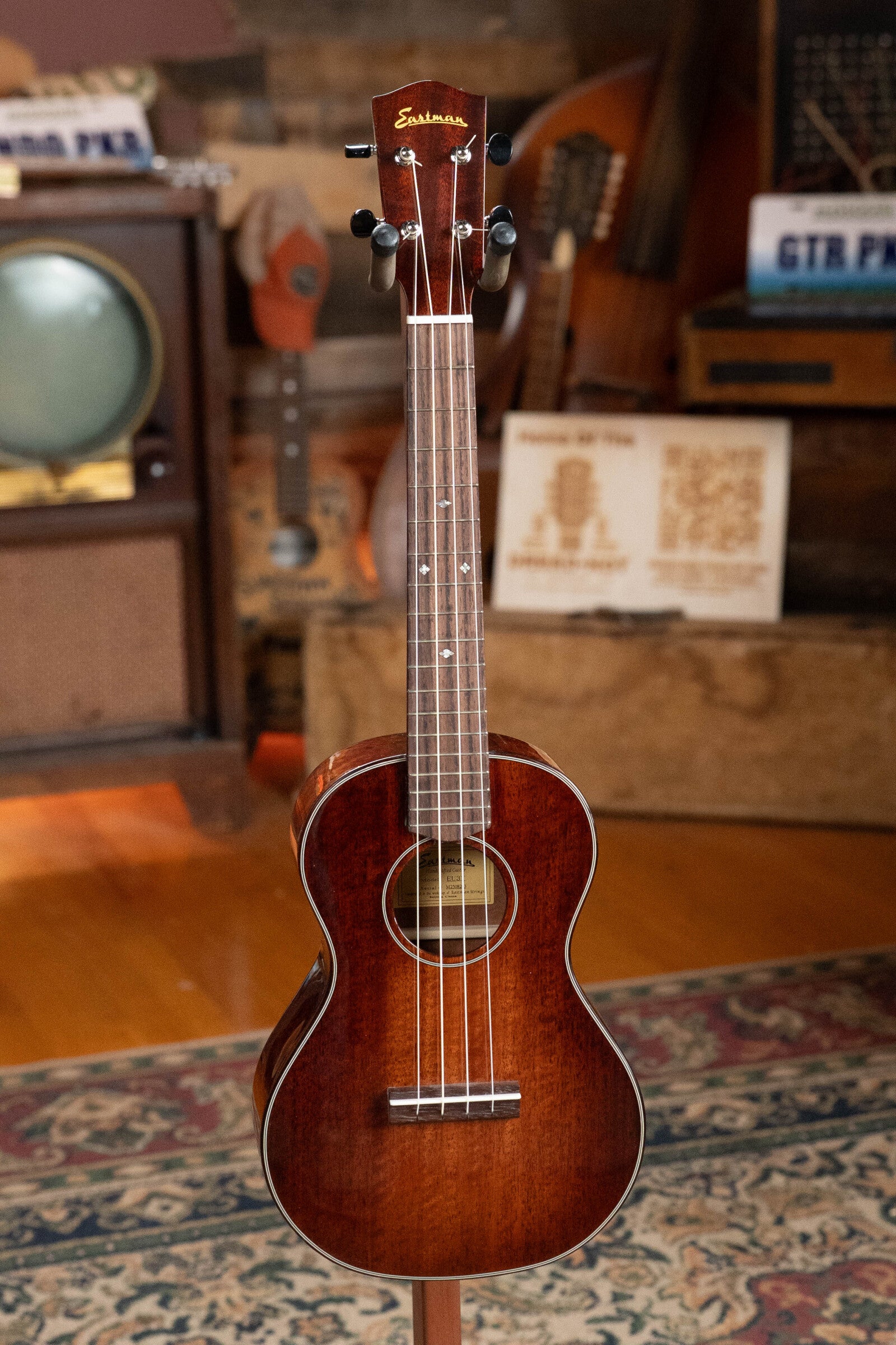 Eastman EU3-T All Mahogany Tenor Ukulele #8283