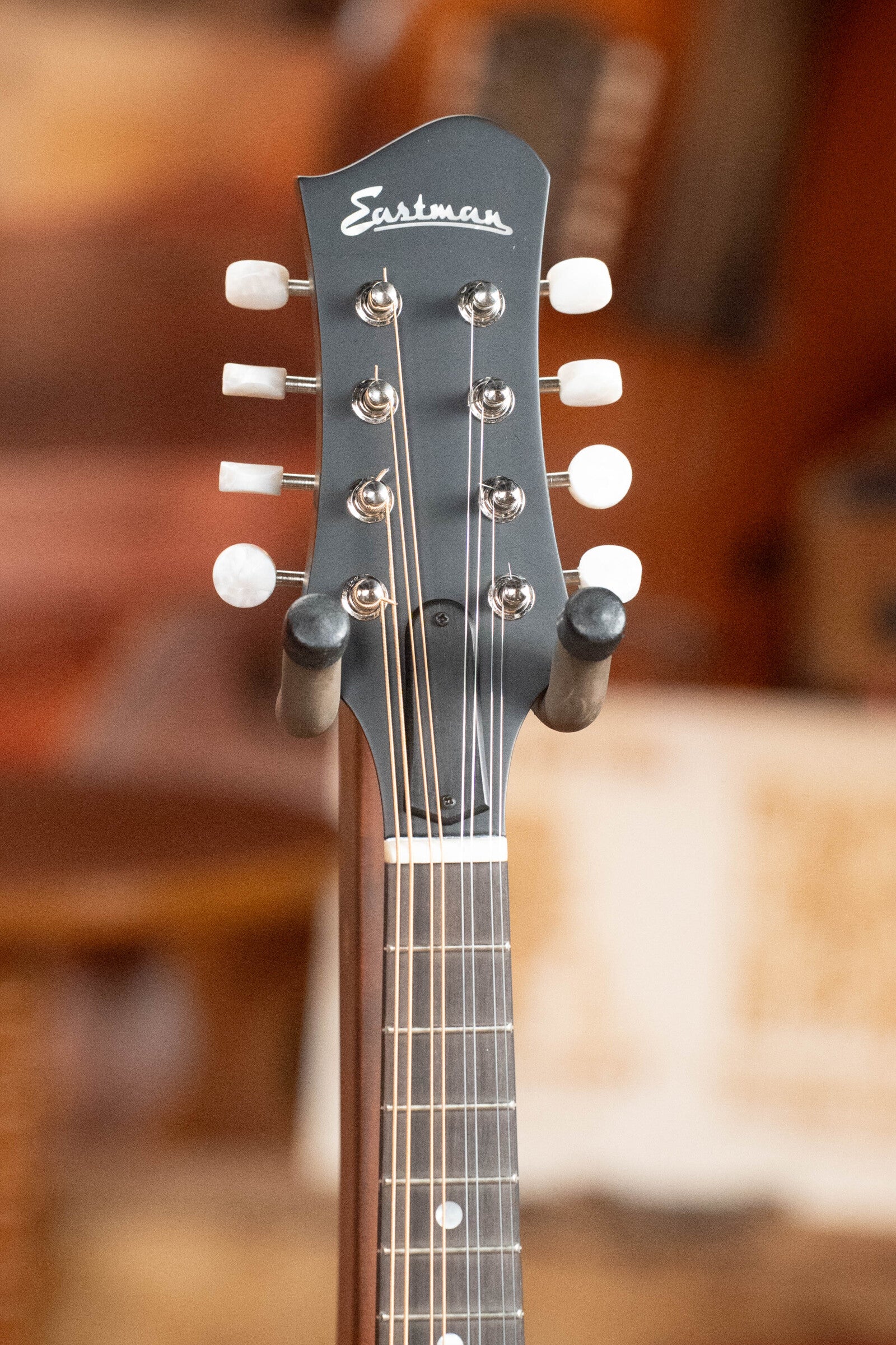 Eastman MD305 Spruce/Maple A-Style Hand-Carved Mandolin #0882