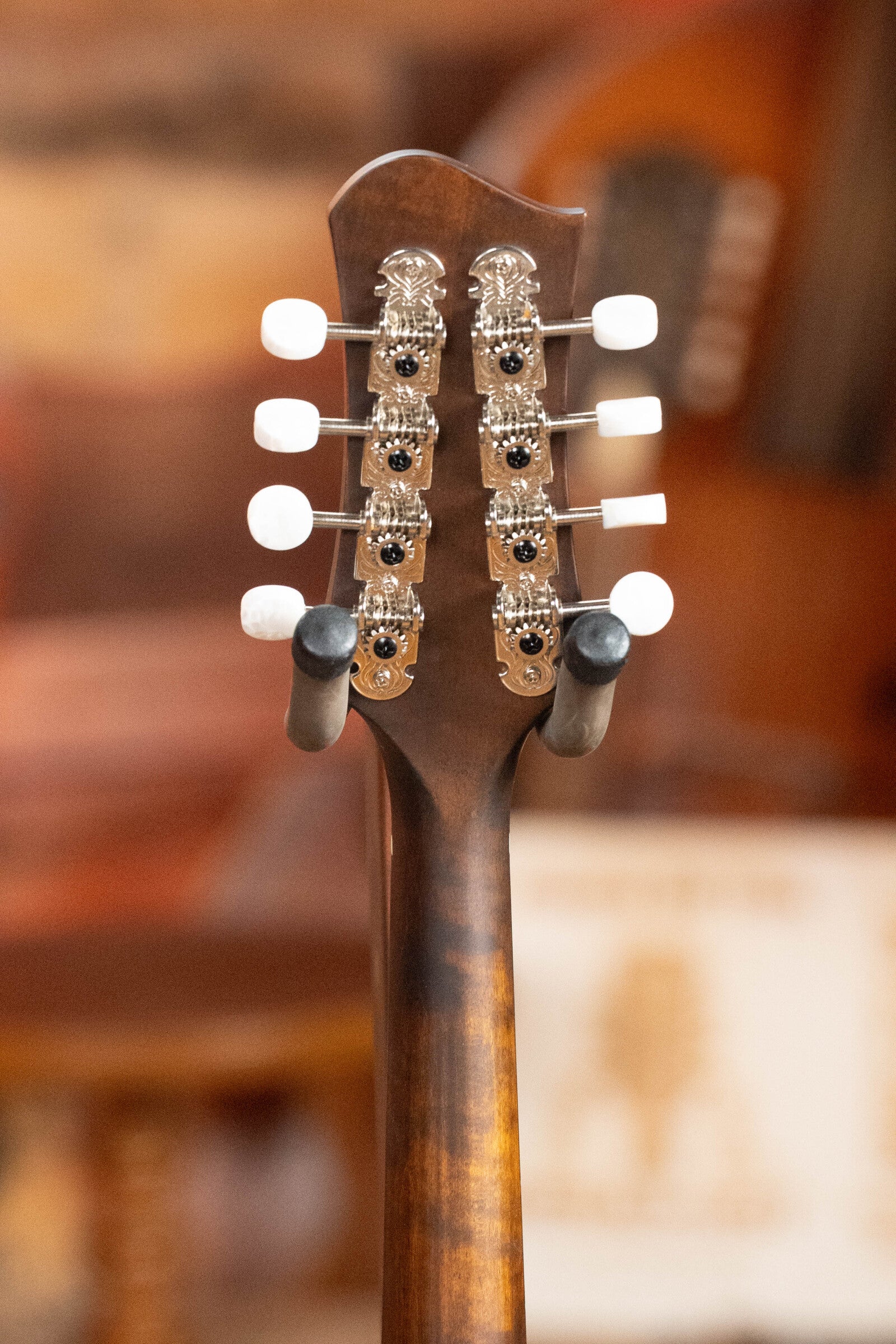 Eastman MD305 Spruce/Maple A-Style Hand-Carved Mandolin #0882