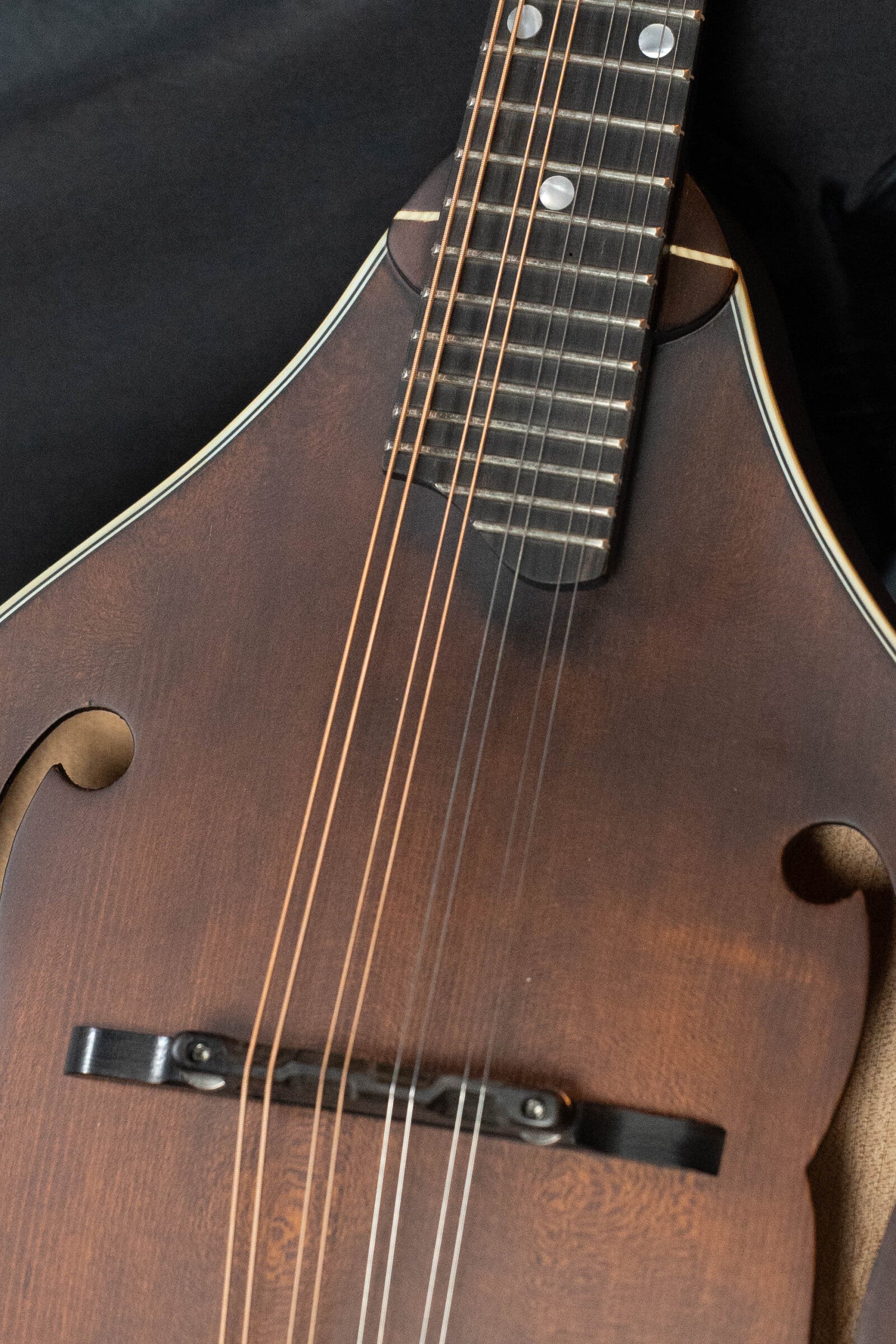 Eastman MD305 Spruce/Maple A-Style Hand-Carved Mandolin #3604