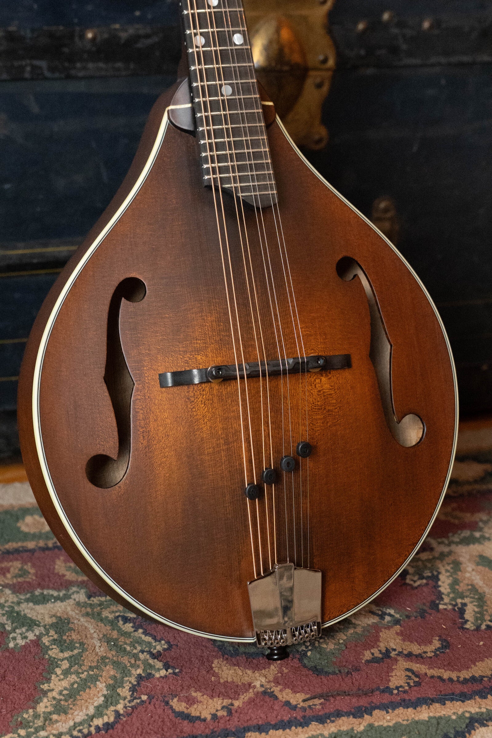 Eastman MD305 Spruce/Maple A-Style Hand-Carved Mandolin #3732