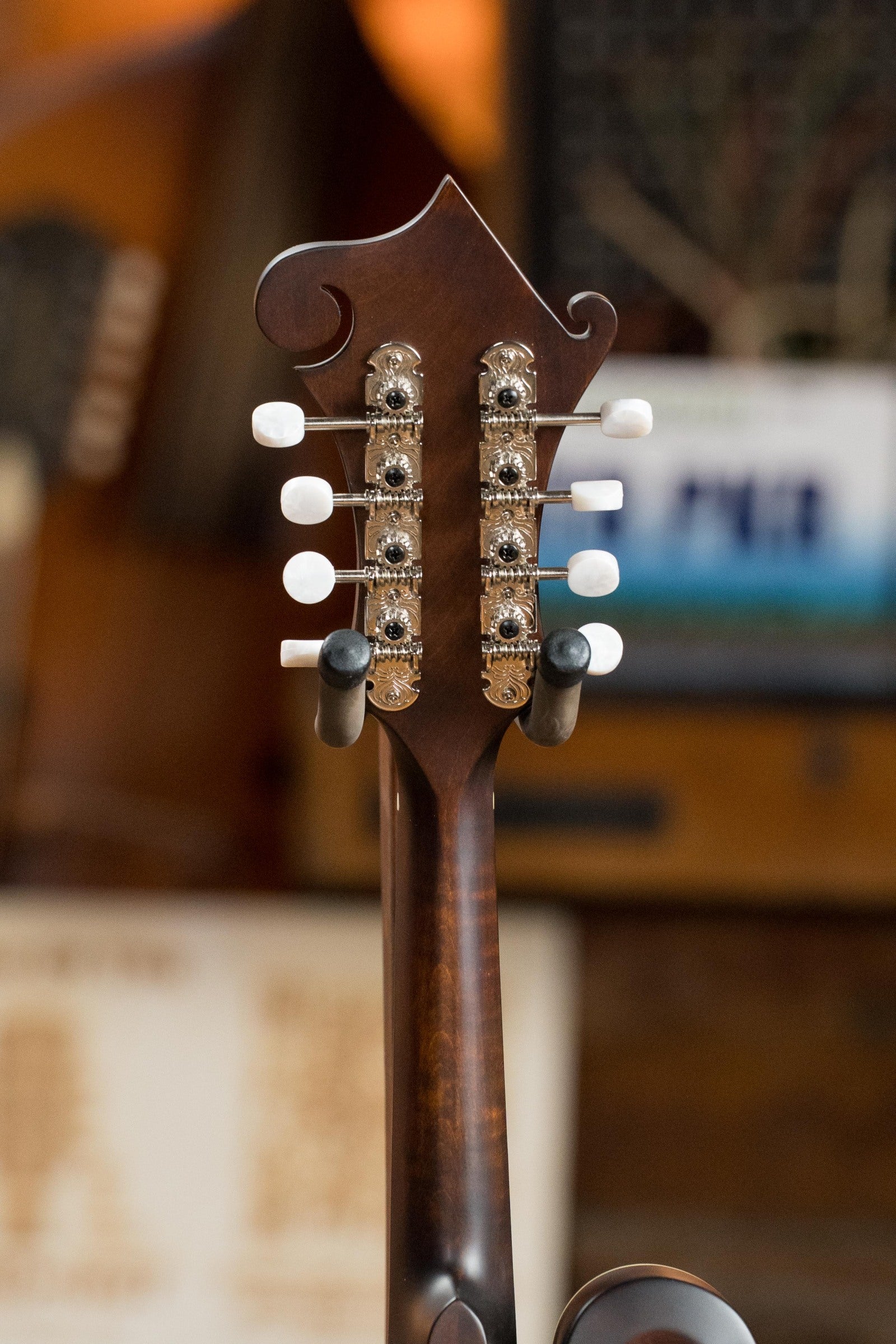 Eastman MD314 F-Style Oval Hole Mandolin #4823
