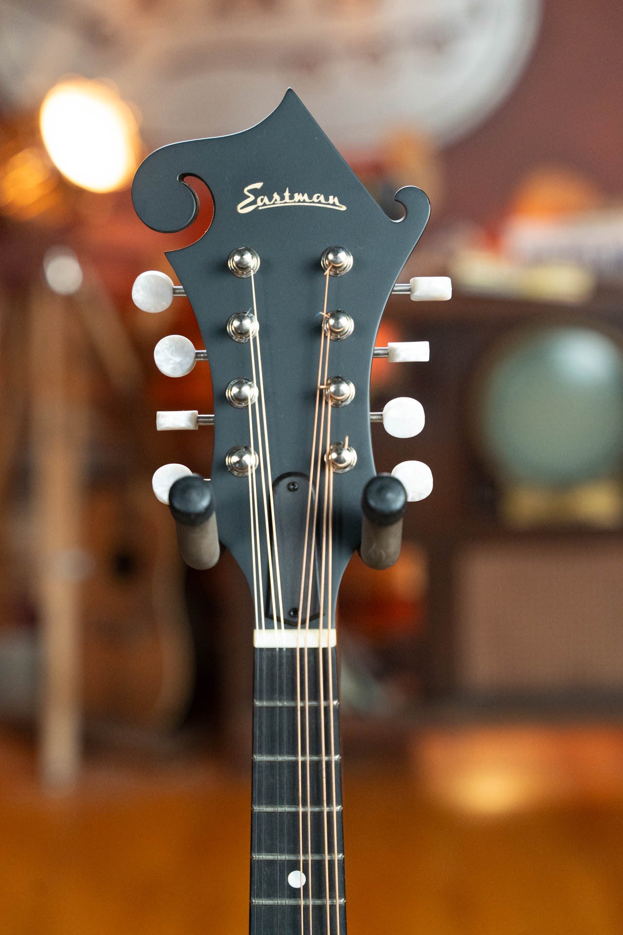 Eastman MD315L Spruce/Maple Left Handed F-Style Mandolin #2092
