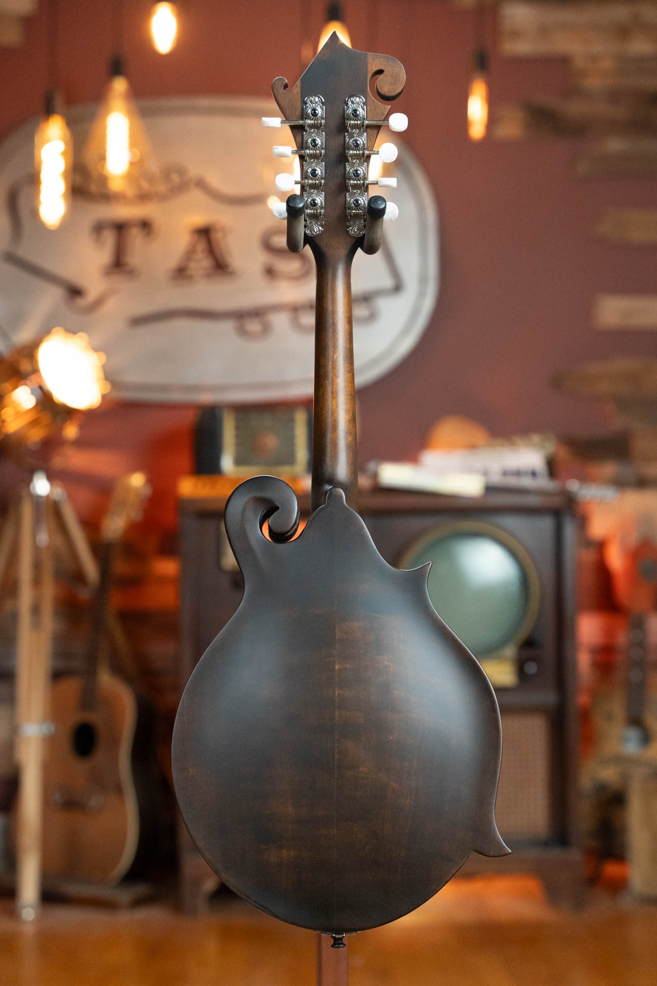 Eastman MD315L Spruce/Maple Left Handed F-Style Mandolin #2092