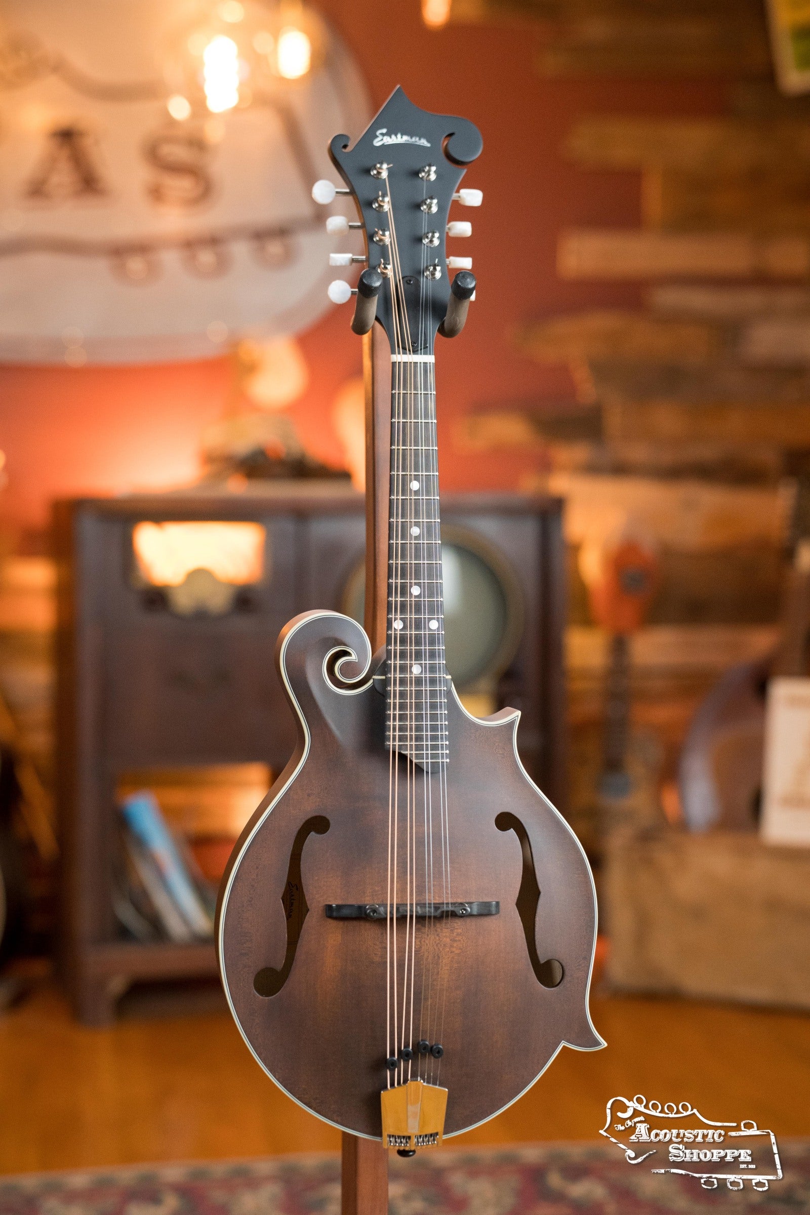 Eastman MD315 F-Style Hand-Carved Mandolin #3215