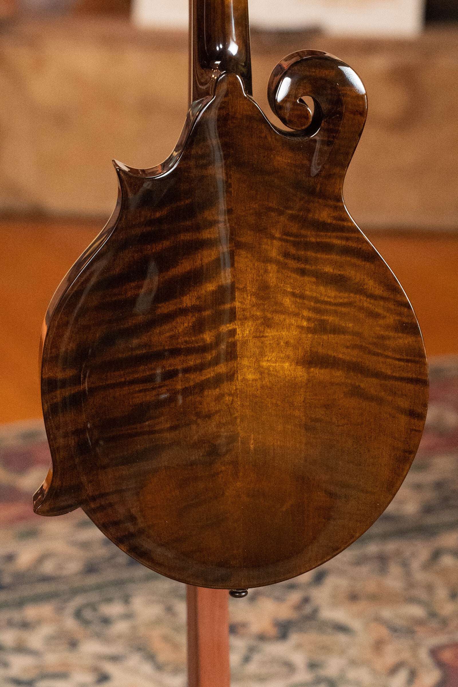 Eastman MD515-CS Classic Sunburst F-Style Mandolin #2583