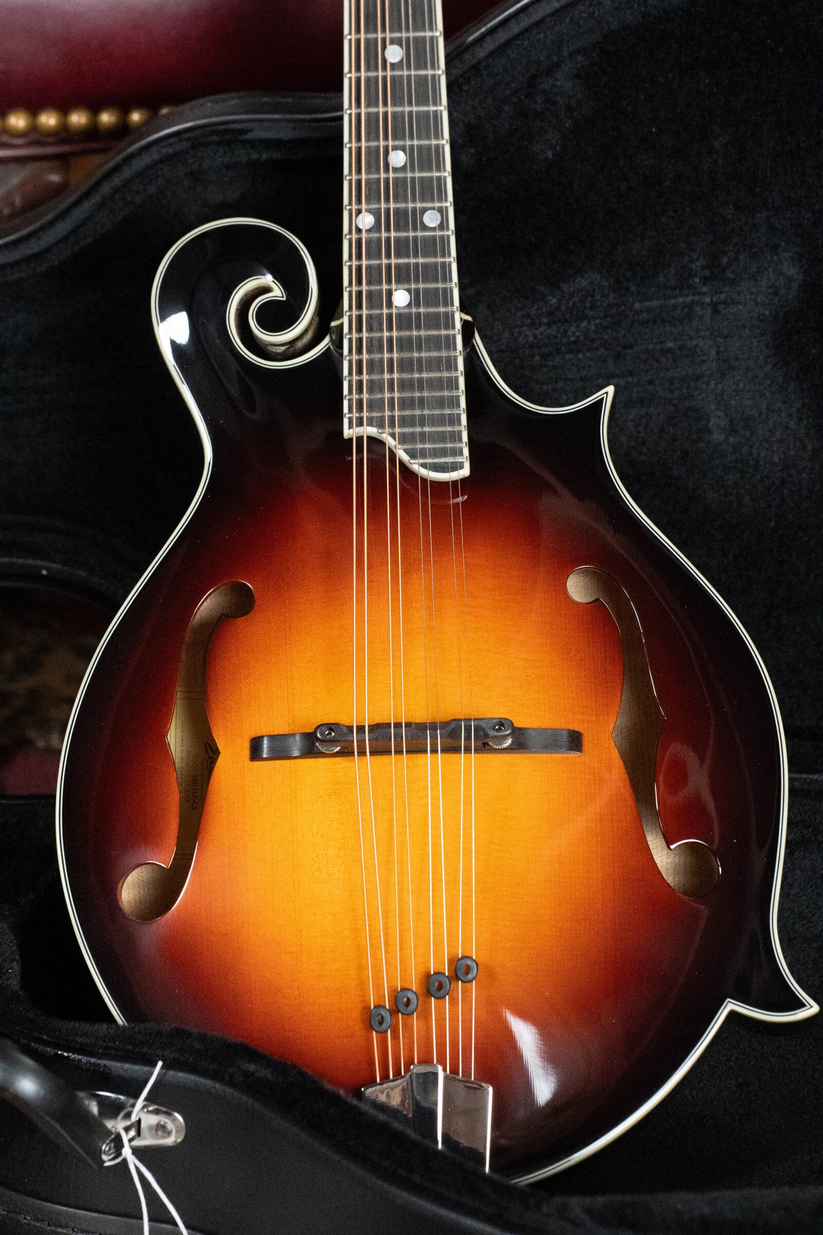 Eastman MD515-CS Classic Sunburst F-Style Mandolin #2584