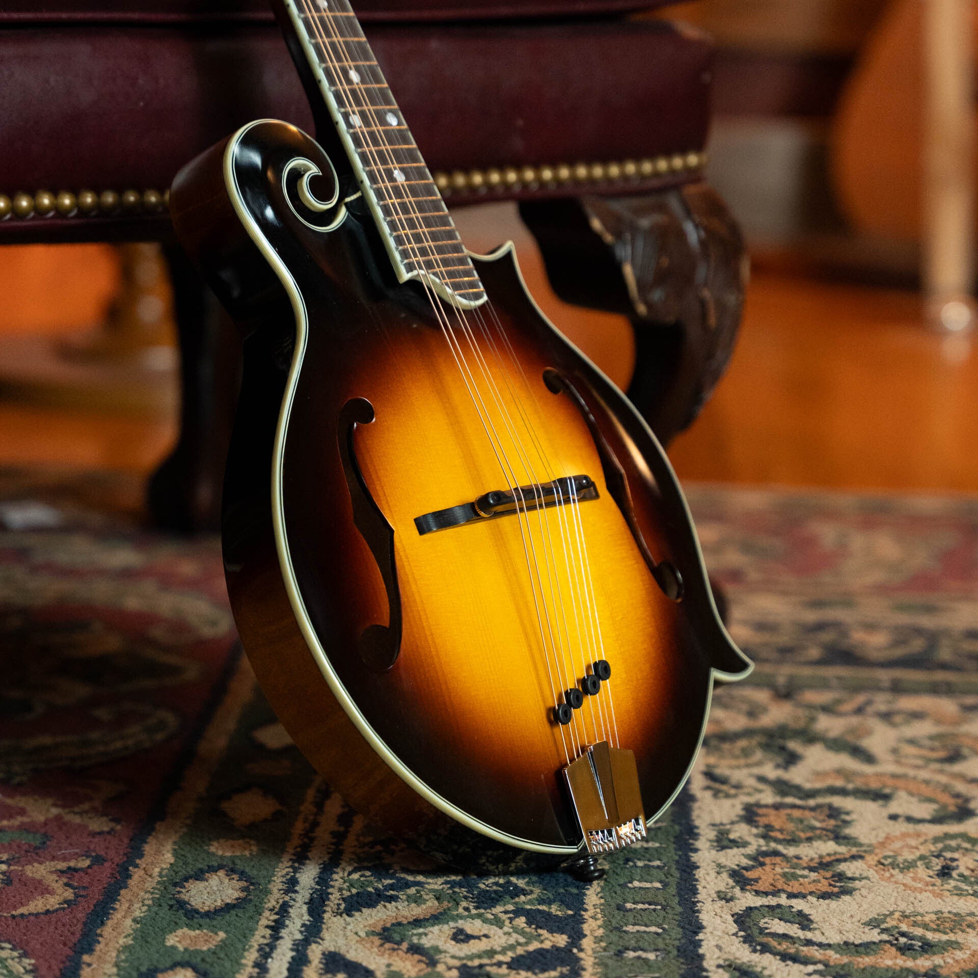 Eastman MD515/TV-WN-SB Spruce/Maple Wide Nut Sunburst F-Style Mandolin #2777
