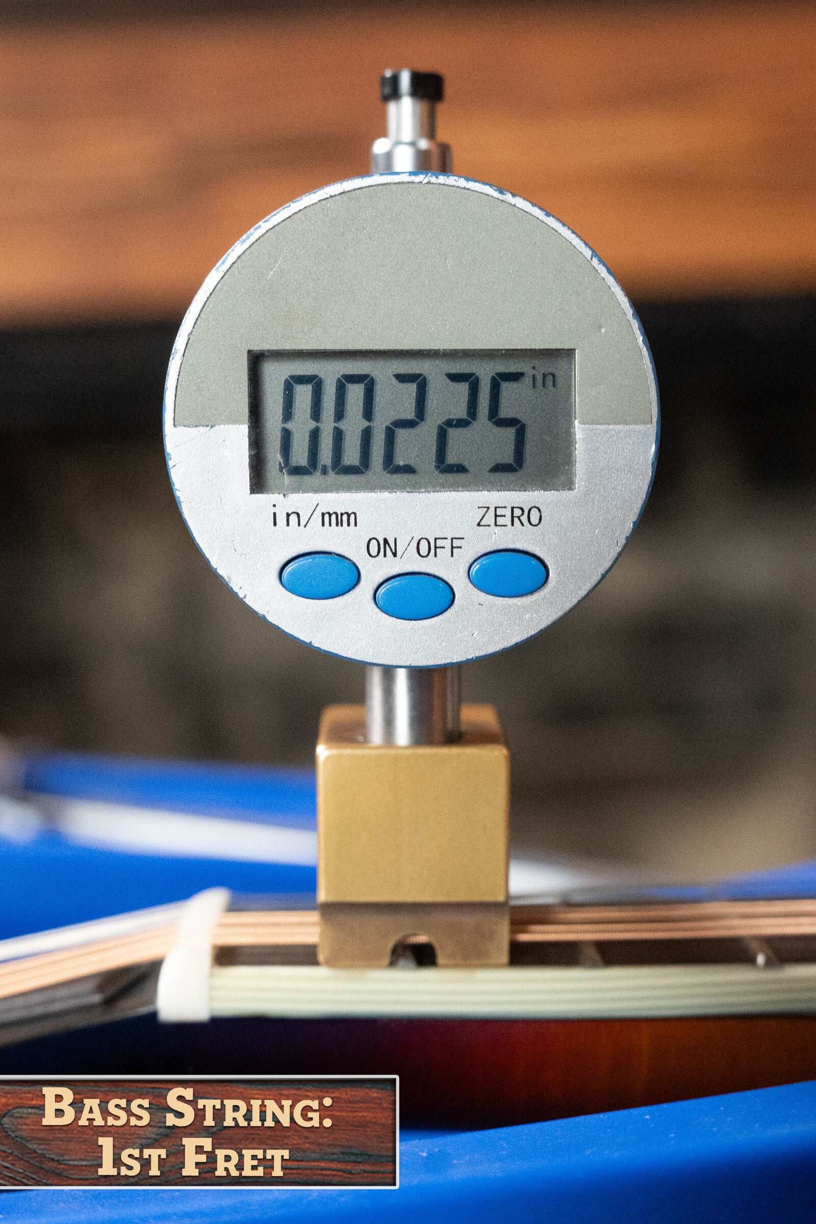 Eastman MD515/TV-WN-SB Spruce/Maple Wide Nut Sunburst F-Style Mandolin #4330