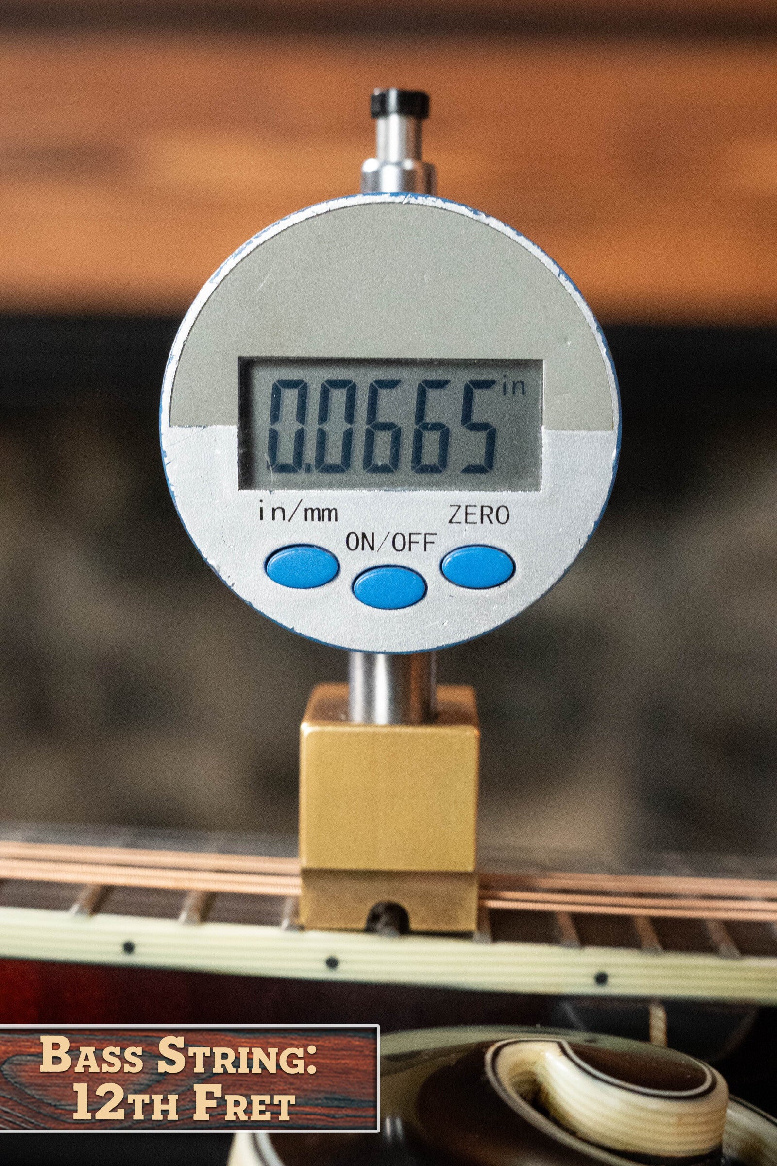 Eastman MD515/TV-WN-SB Spruce/Maple Wide Nut Sunburst F-Style Mandolin #4330