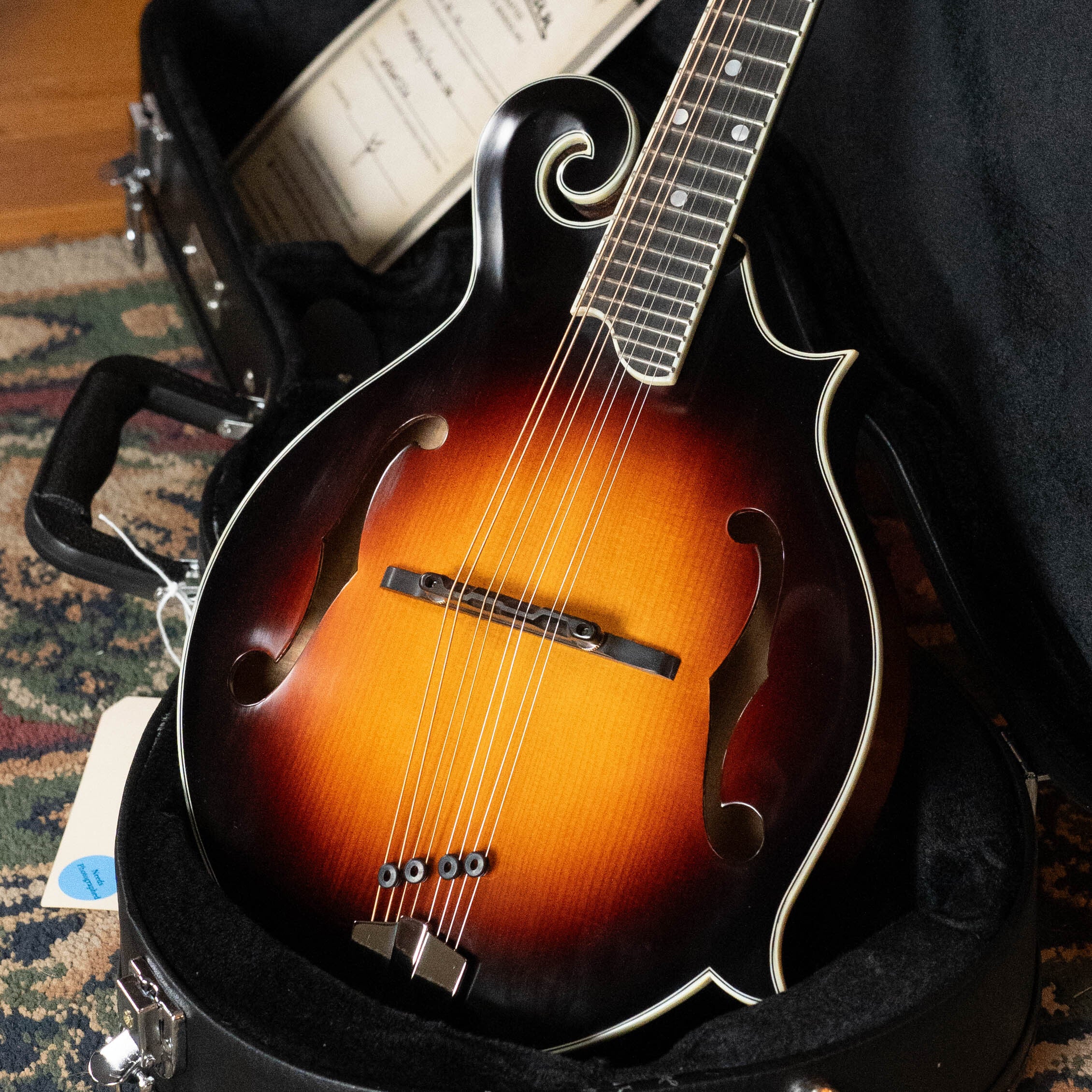 Eastman MD515/TV-WN-SB Spruce/Maple Wide Nut Sunburst F-Style Mandolin #4336