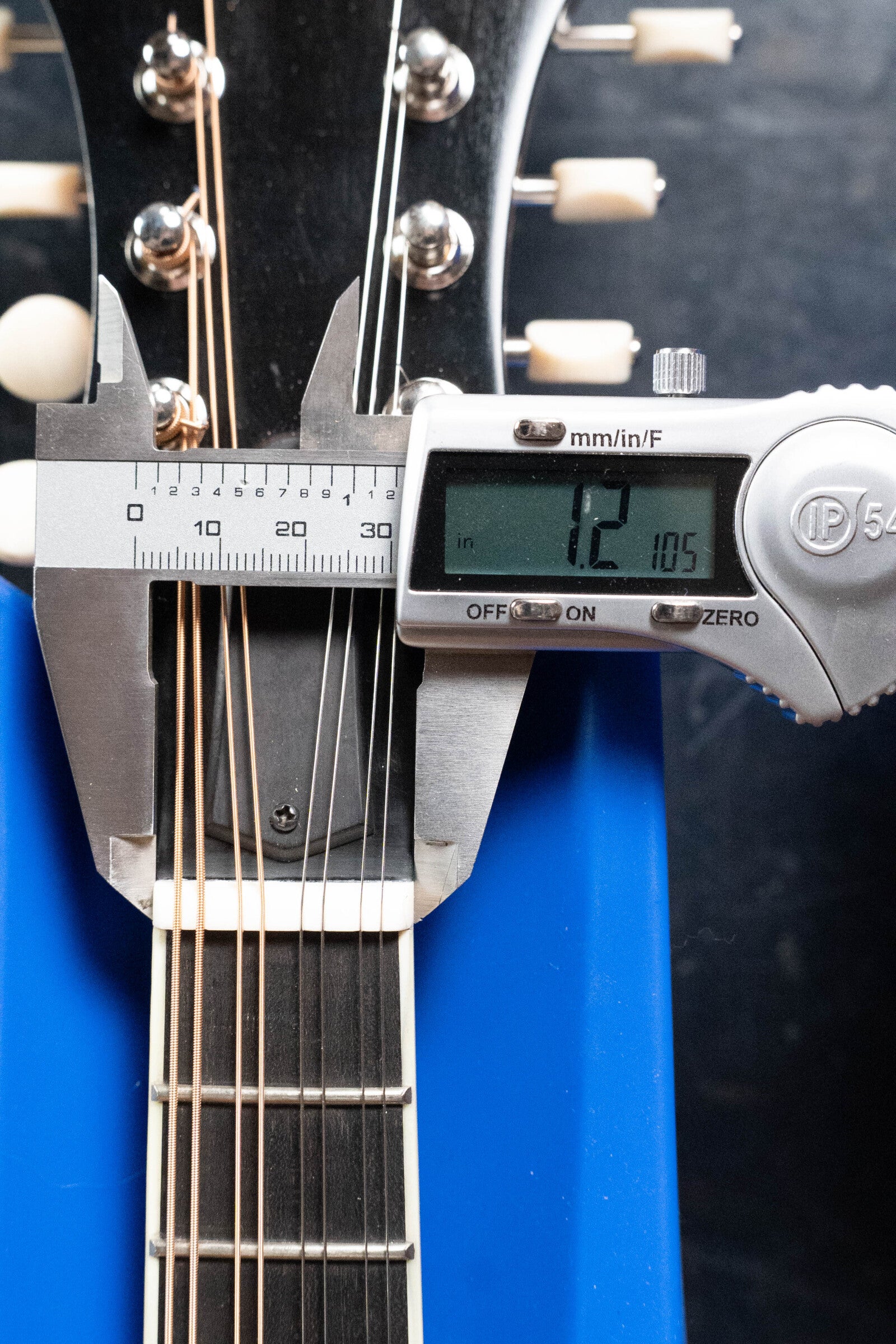 Eastman MD515/TV-WN-SB Spruce/Maple Wide Nut Sunburst F-Style Mandolin #4336