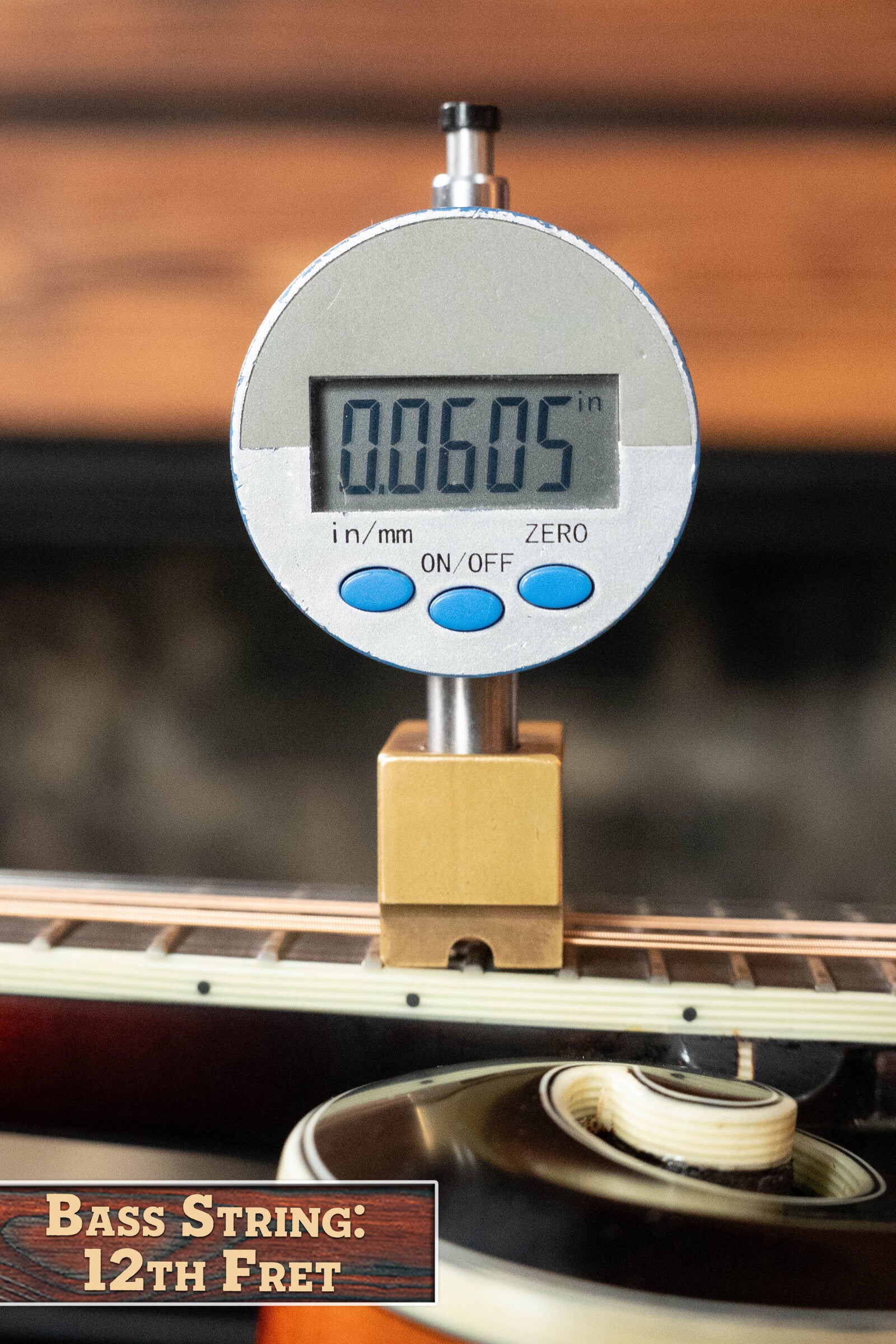 Eastman MD515/TV-WN-SB Spruce/Maple Wide Nut Sunburst F-Style Mandolin #4336