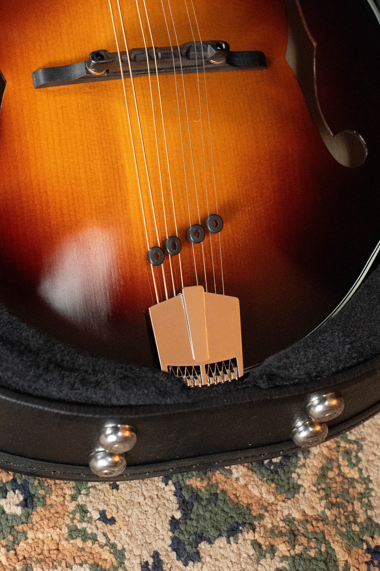 Eastman MD515/TV-WN-SB Spruce/Maple Wide Nut Sunburst F-Style Mandolin #4339