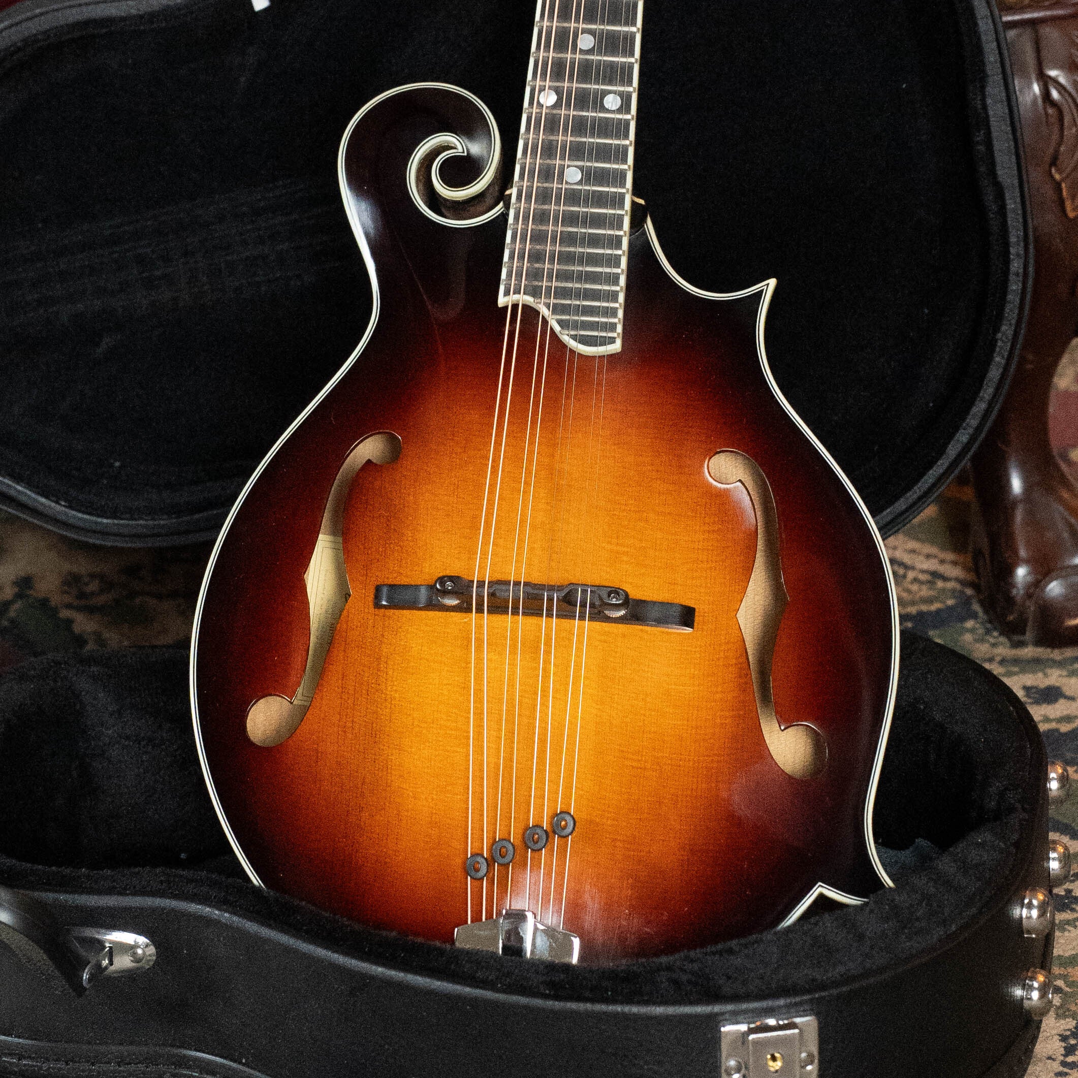 Eastman MD515/TV-WN-SB Wide Nut Sunburst Mandolin #2638