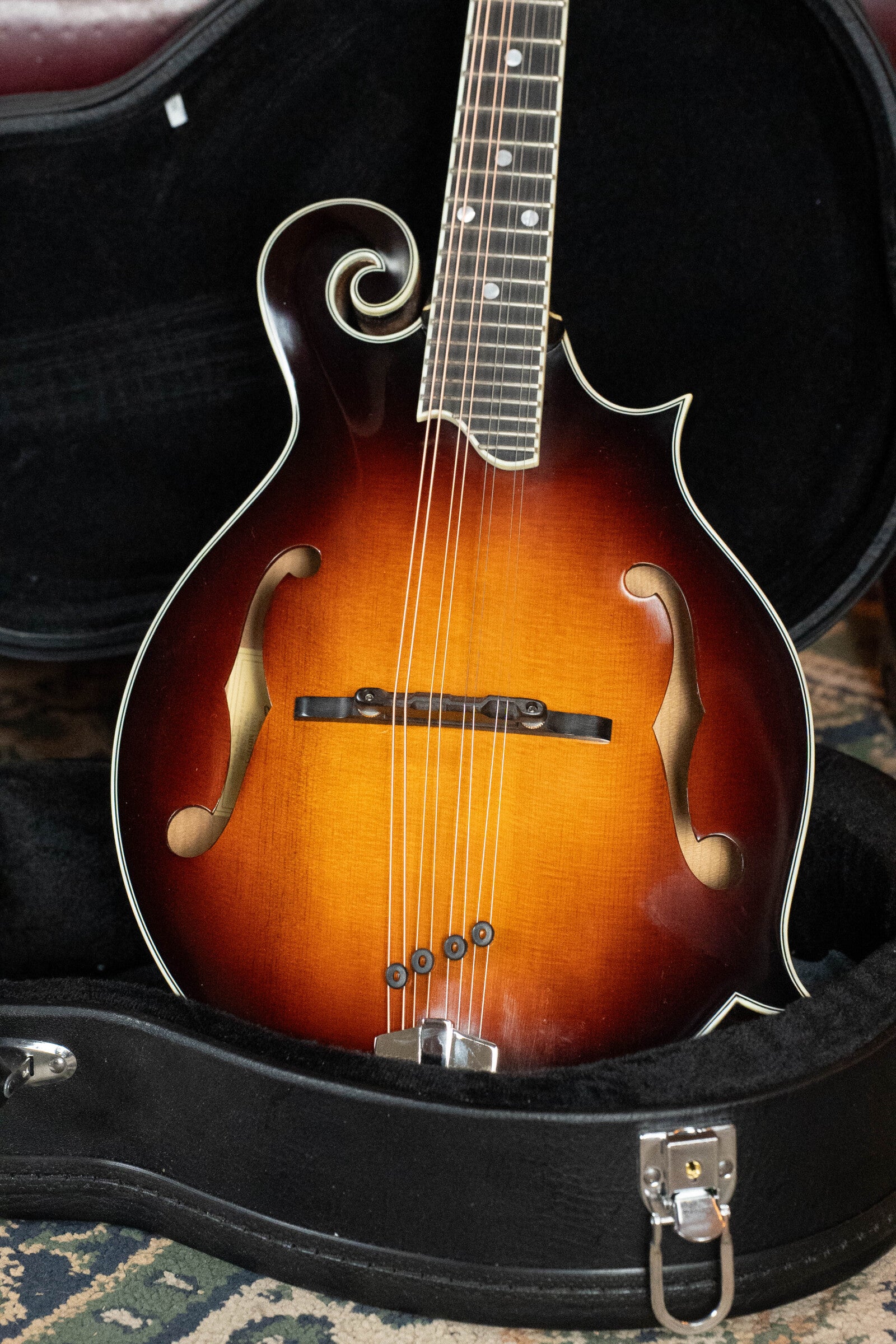 Eastman MD515/TV-WN-SB Wide Nut Sunburst Mandolin #2638